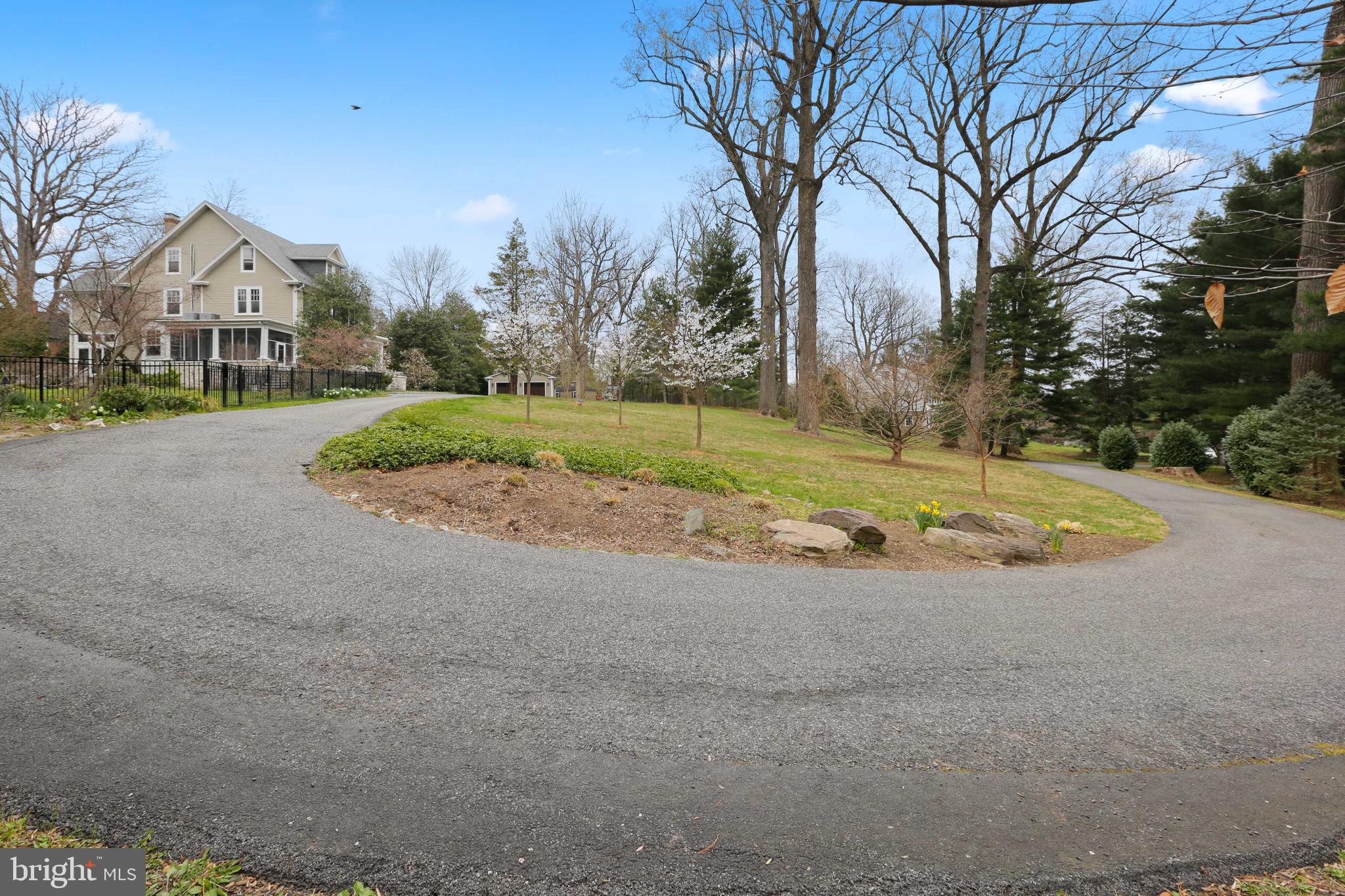 MOUNT WASHINGTON - Residential