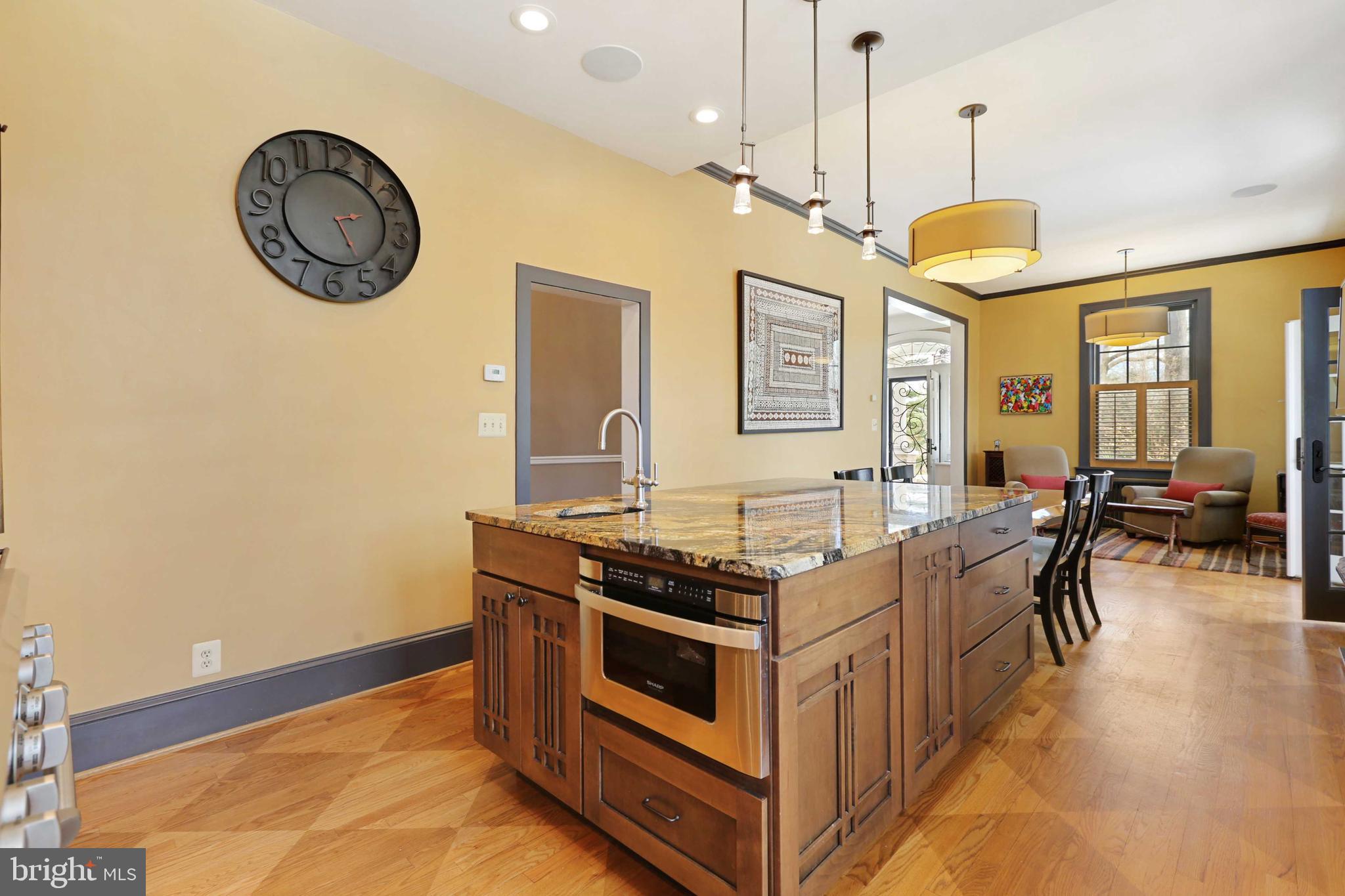 MOUNT WASHINGTON - Residential