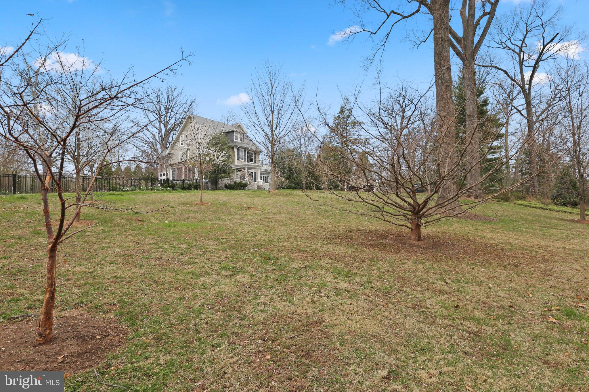 MOUNT WASHINGTON - Residential