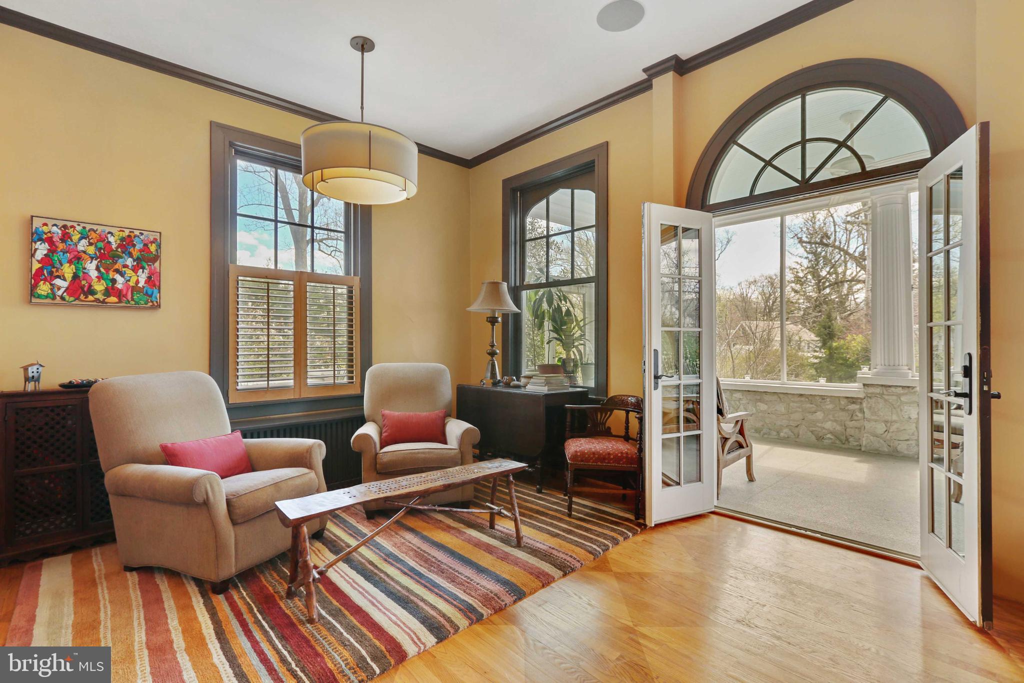 MOUNT WASHINGTON - Residential