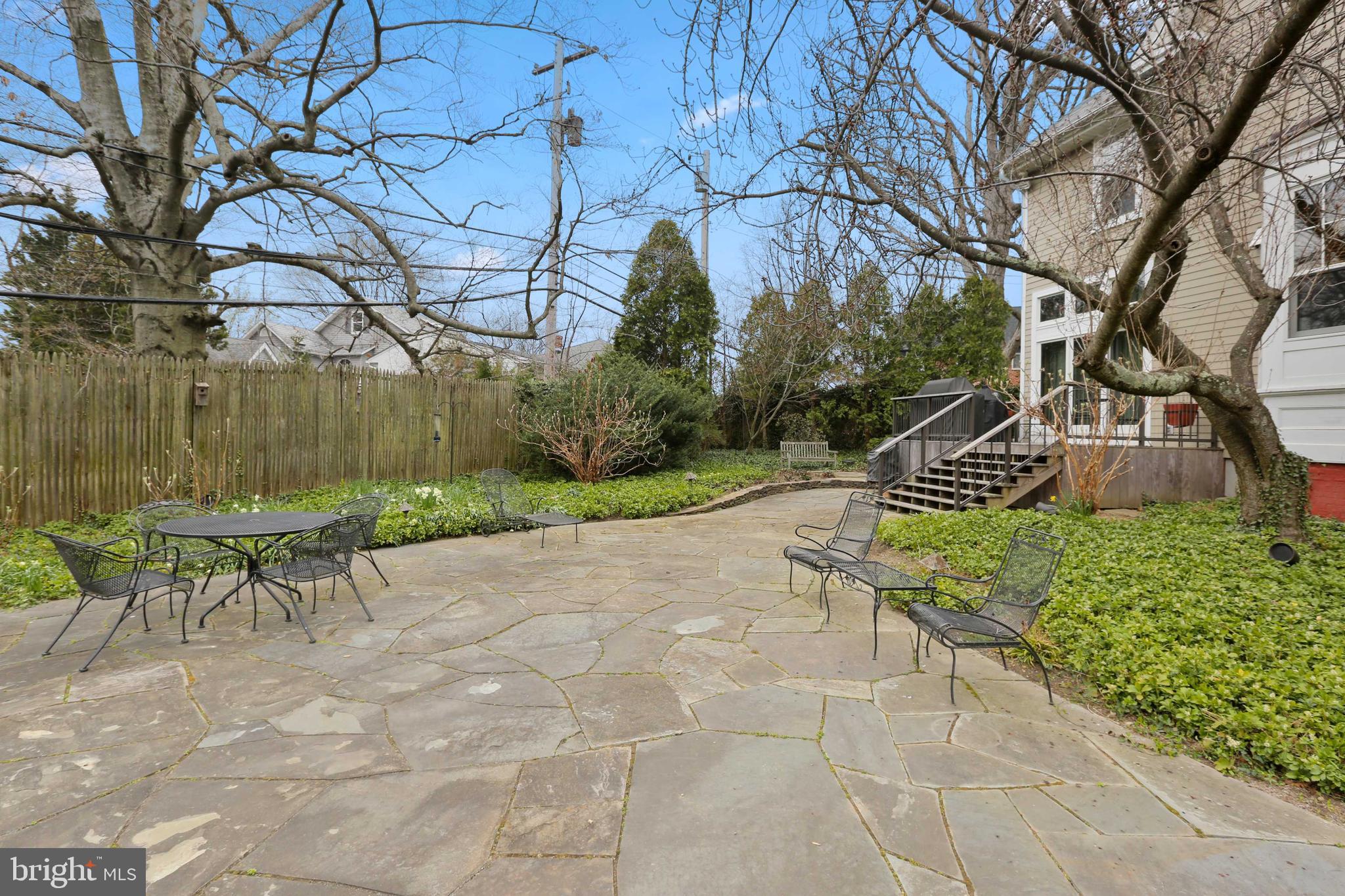 MOUNT WASHINGTON - Residential