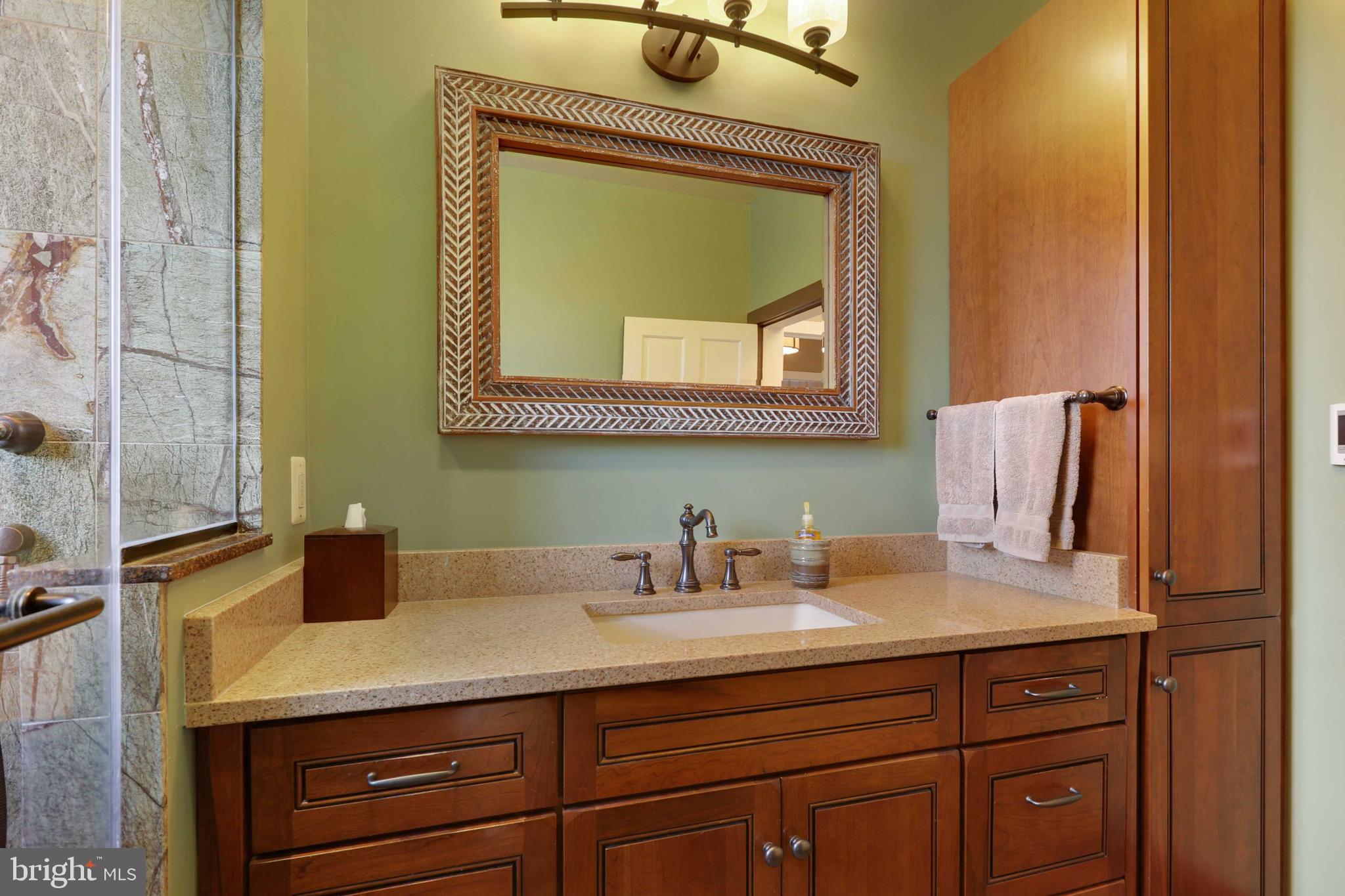 MOUNT WASHINGTON - Residential