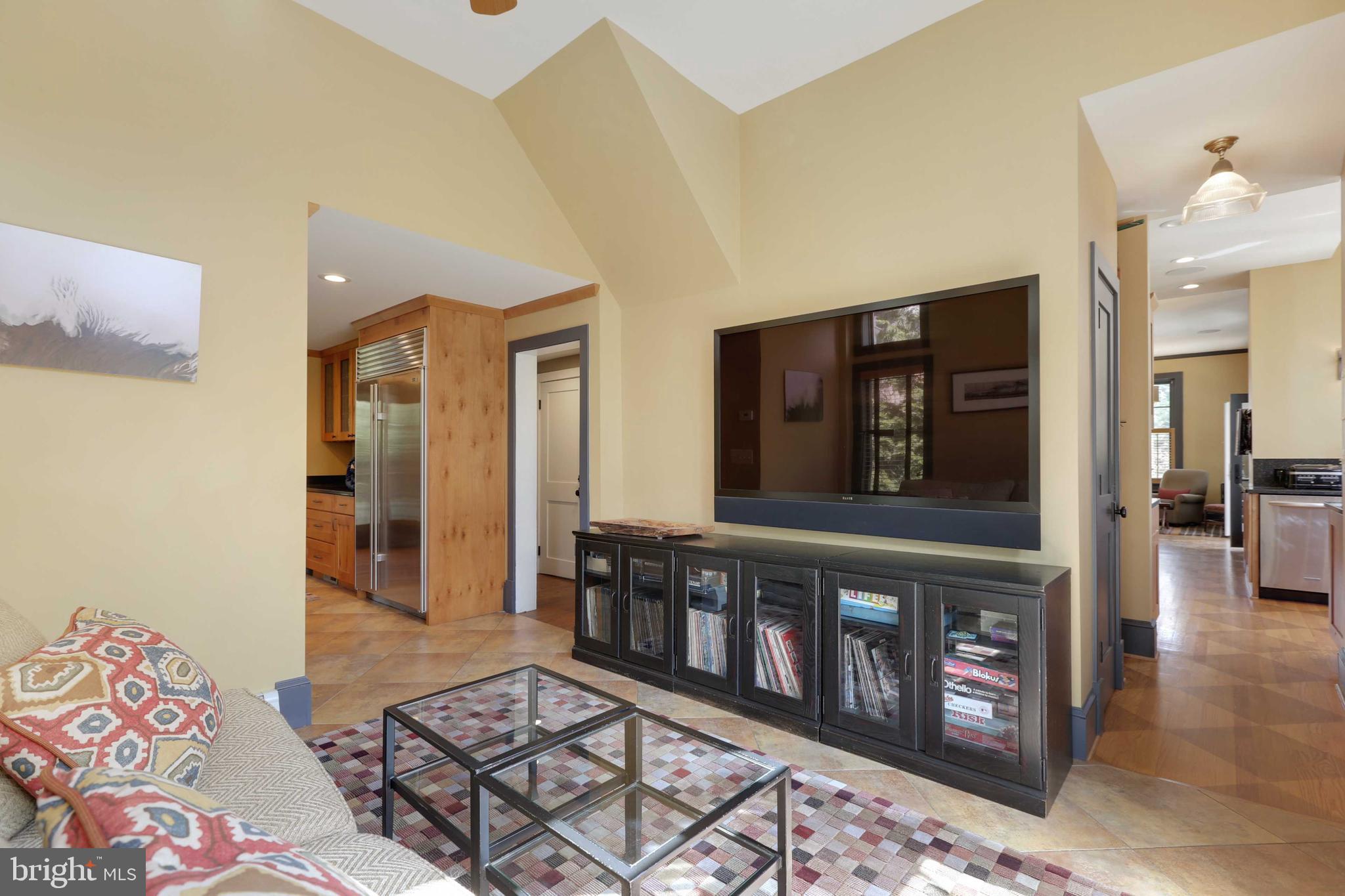 MOUNT WASHINGTON - Residential