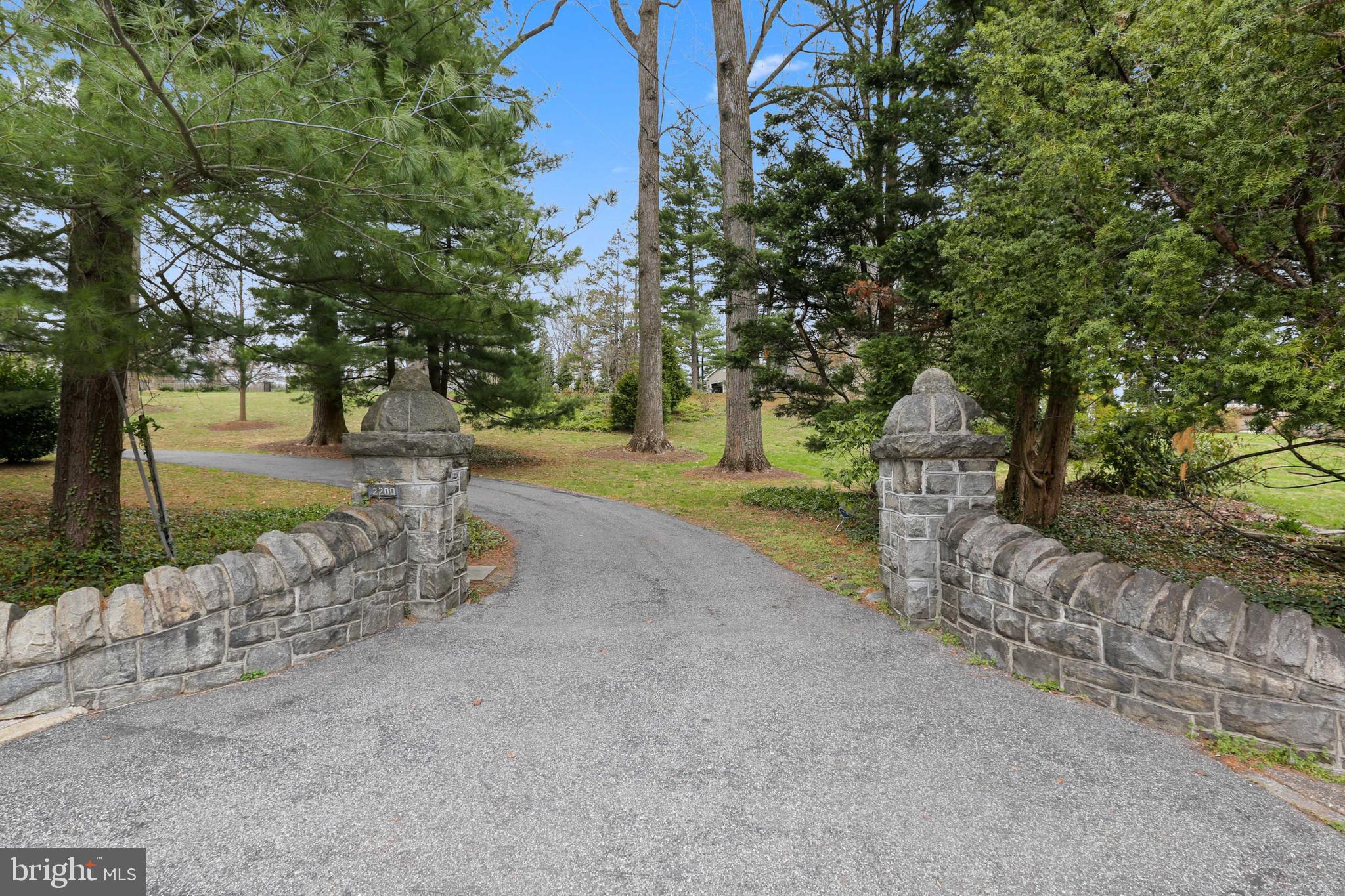 MOUNT WASHINGTON - Residential