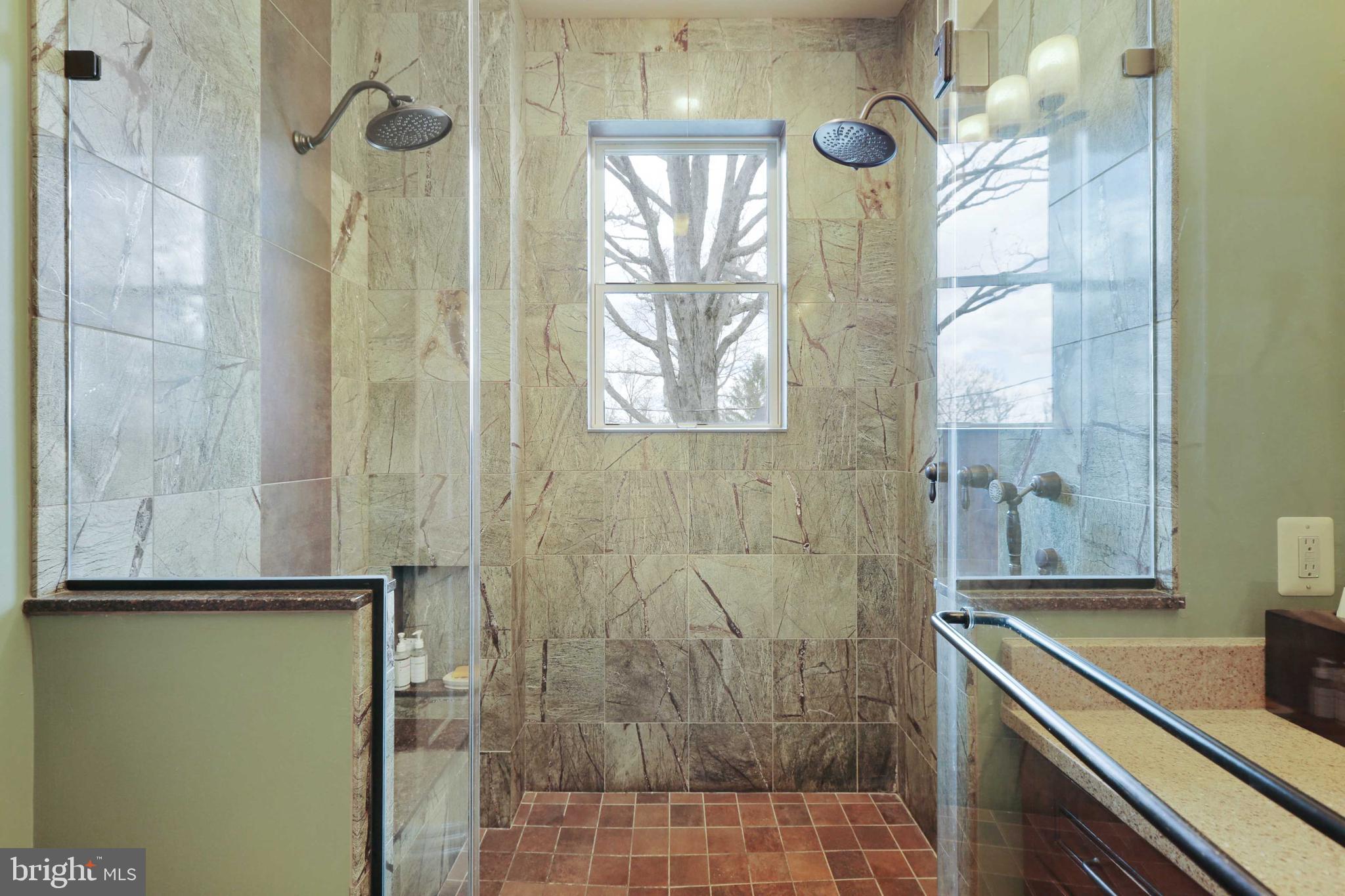 MOUNT WASHINGTON - Residential