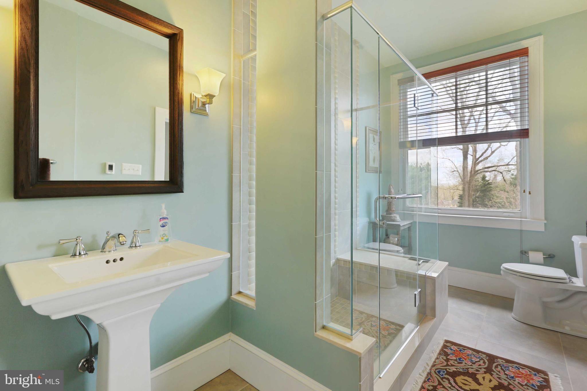 MOUNT WASHINGTON - Residential