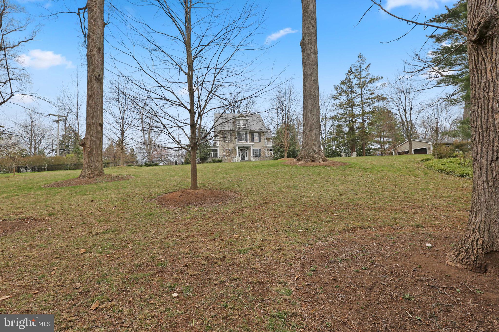 MOUNT WASHINGTON - Residential