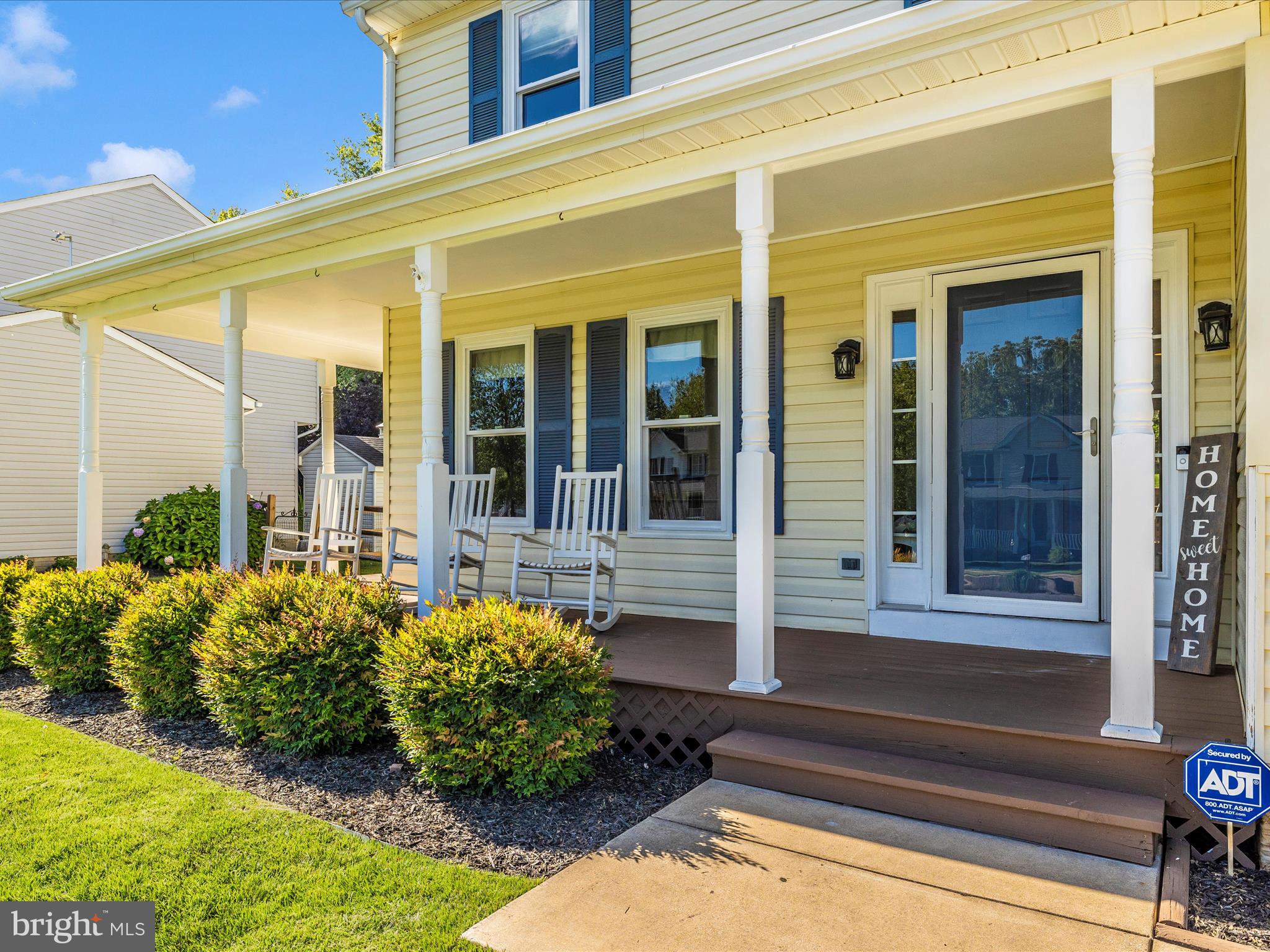 WALNUT POND - Residential
