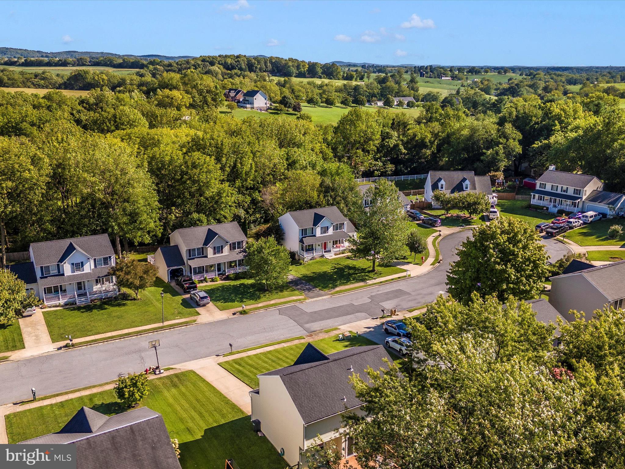 WALNUT POND - Residential