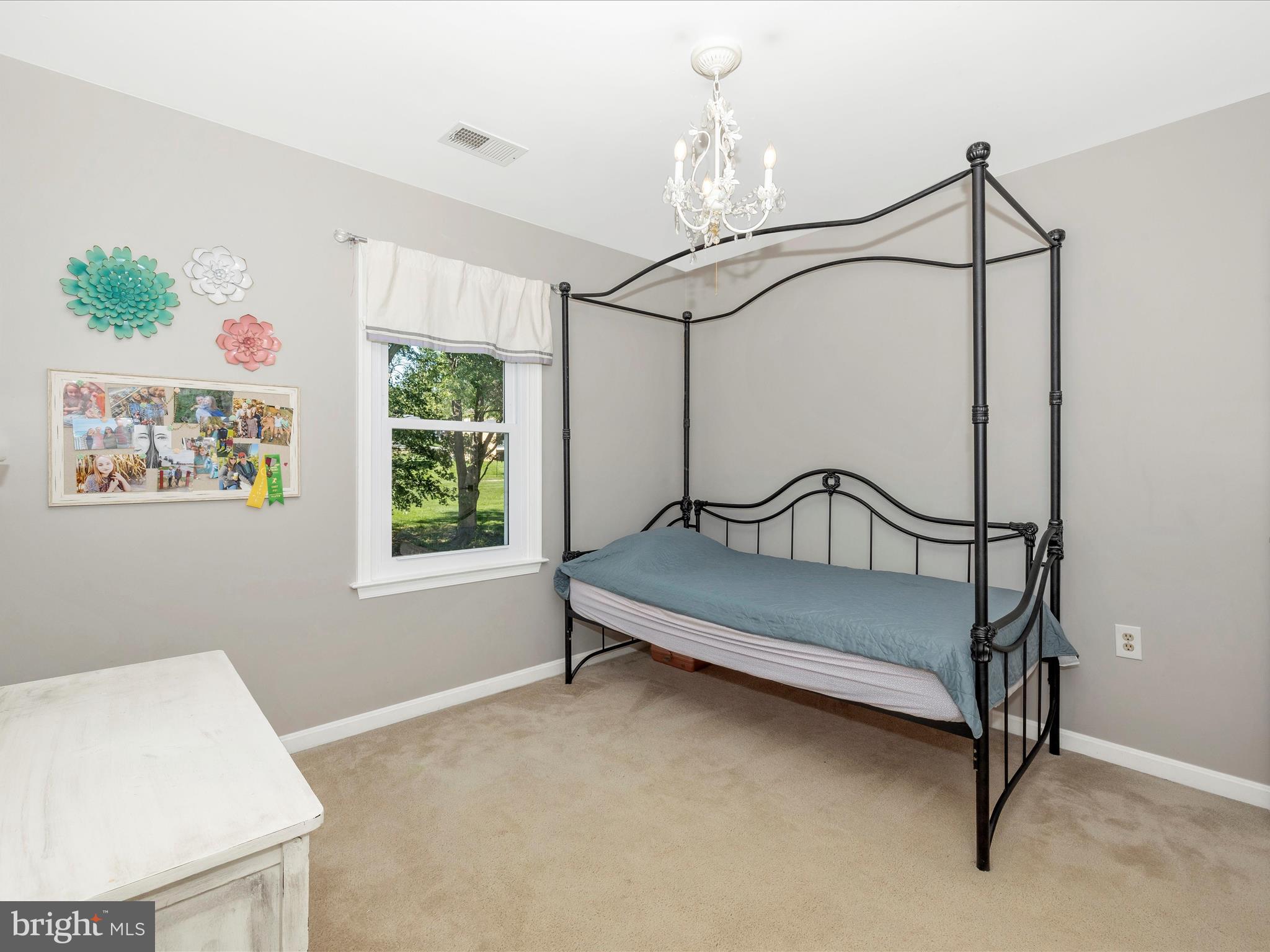 WALNUT POND - Residential