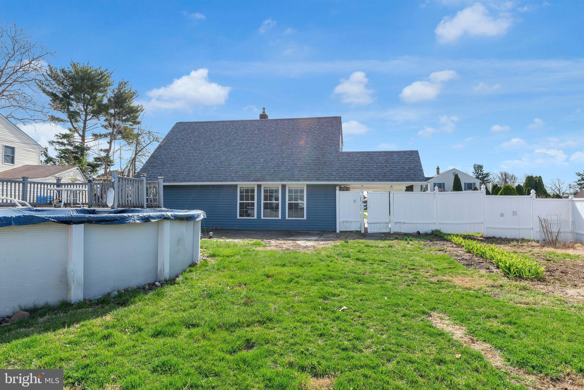 HOLLY HILL - Residential