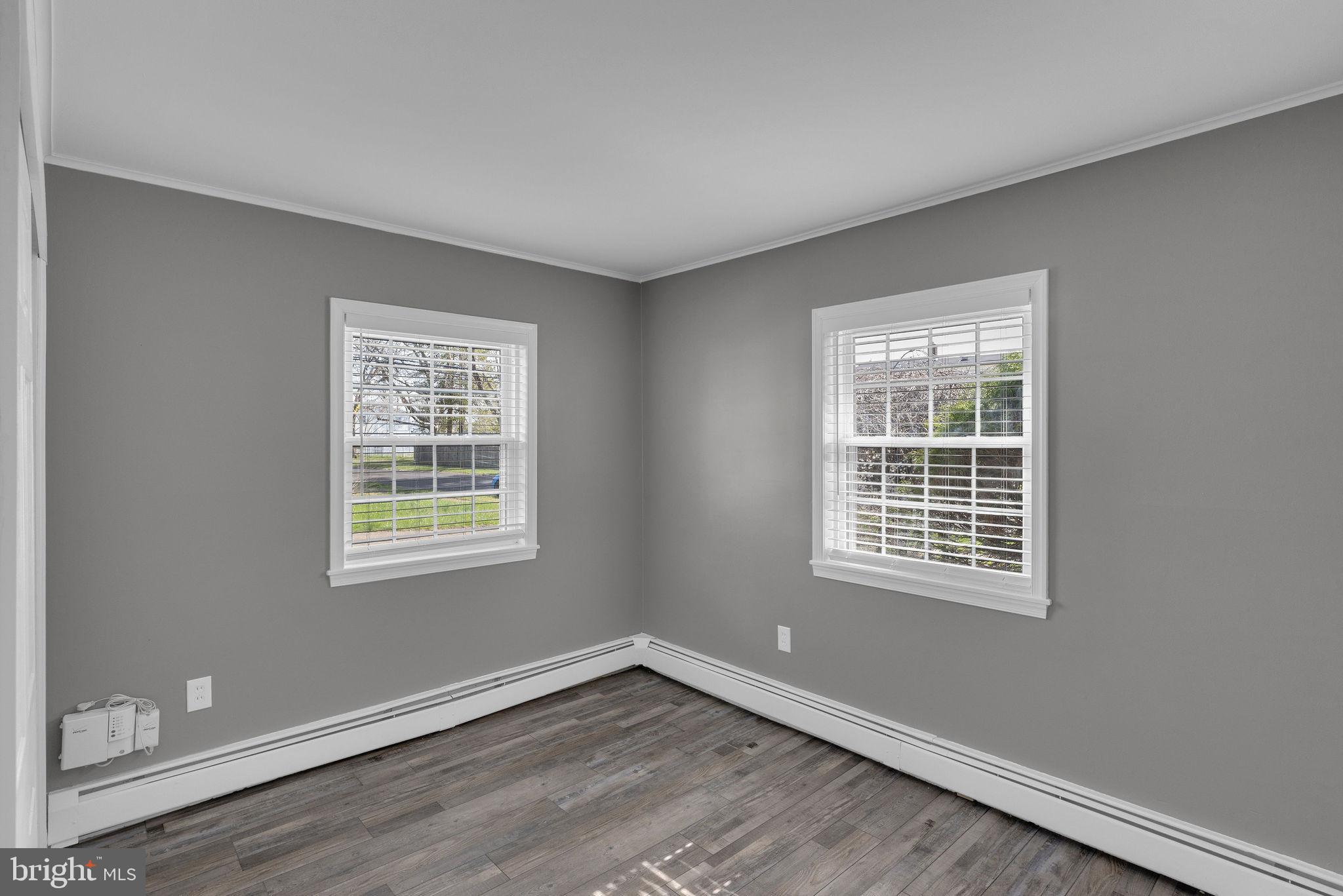 HOLLY HILL - Residential