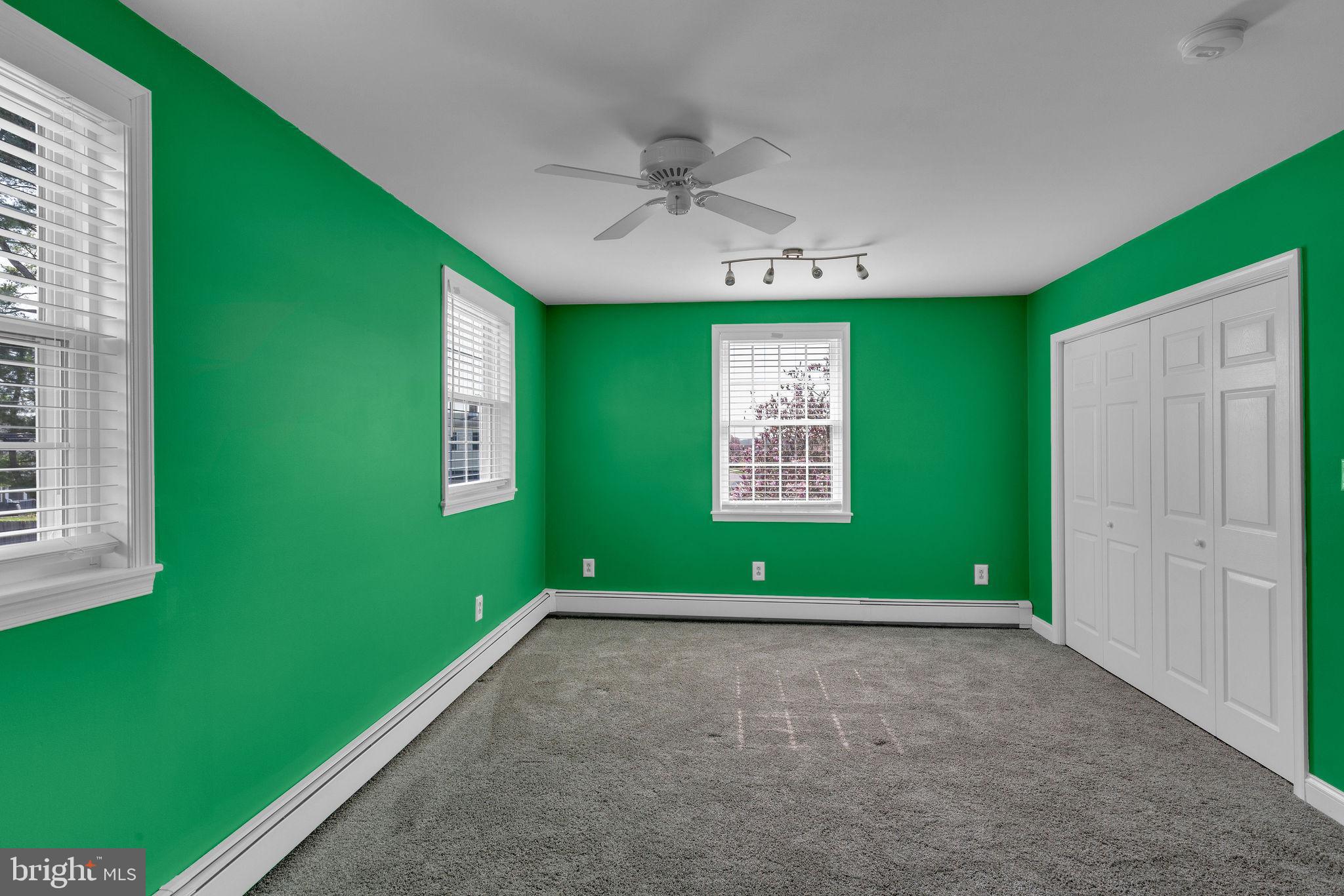 HOLLY HILL - Residential