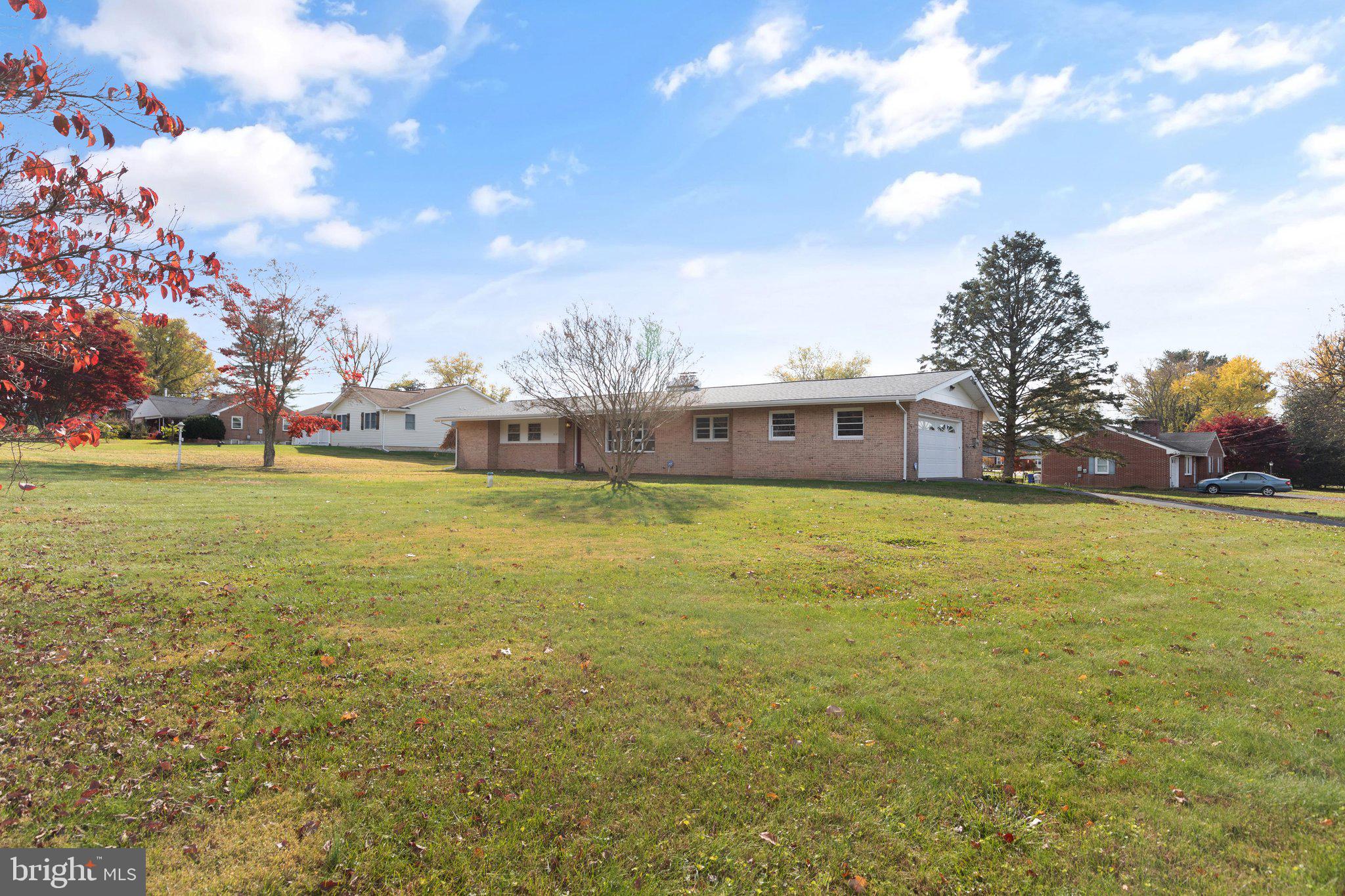 ADAMS HEIGHTS - Residential