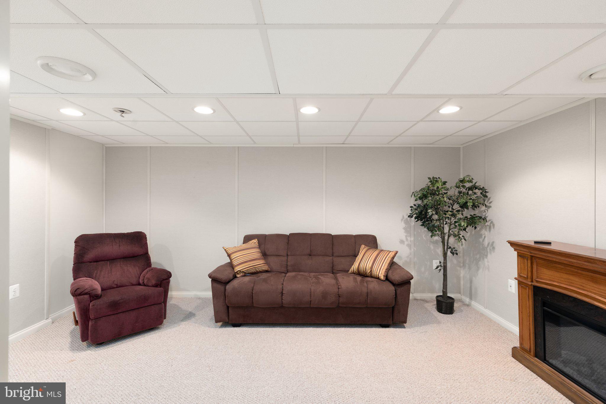 ADAMS HEIGHTS - Residential