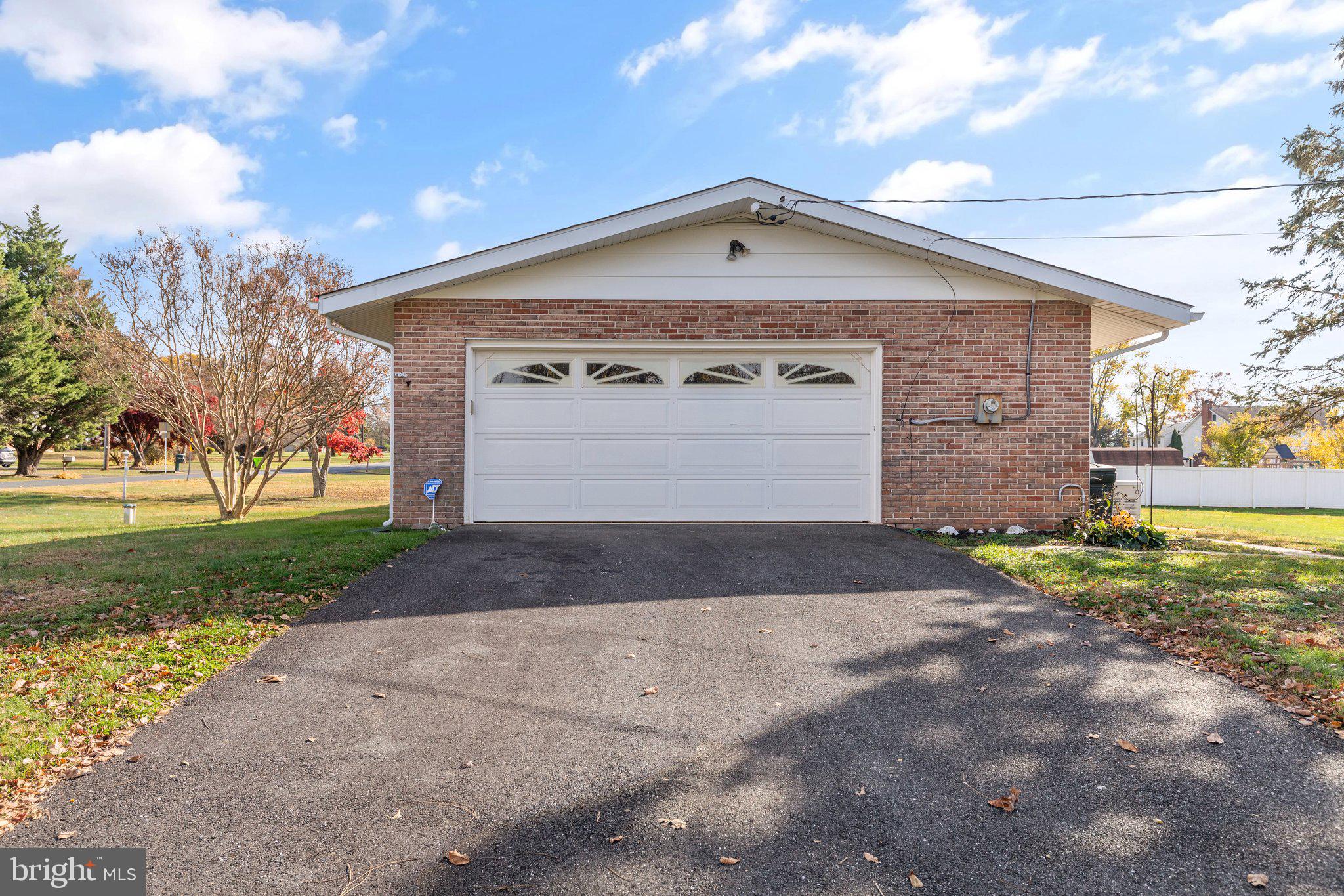 ADAMS HEIGHTS - Residential