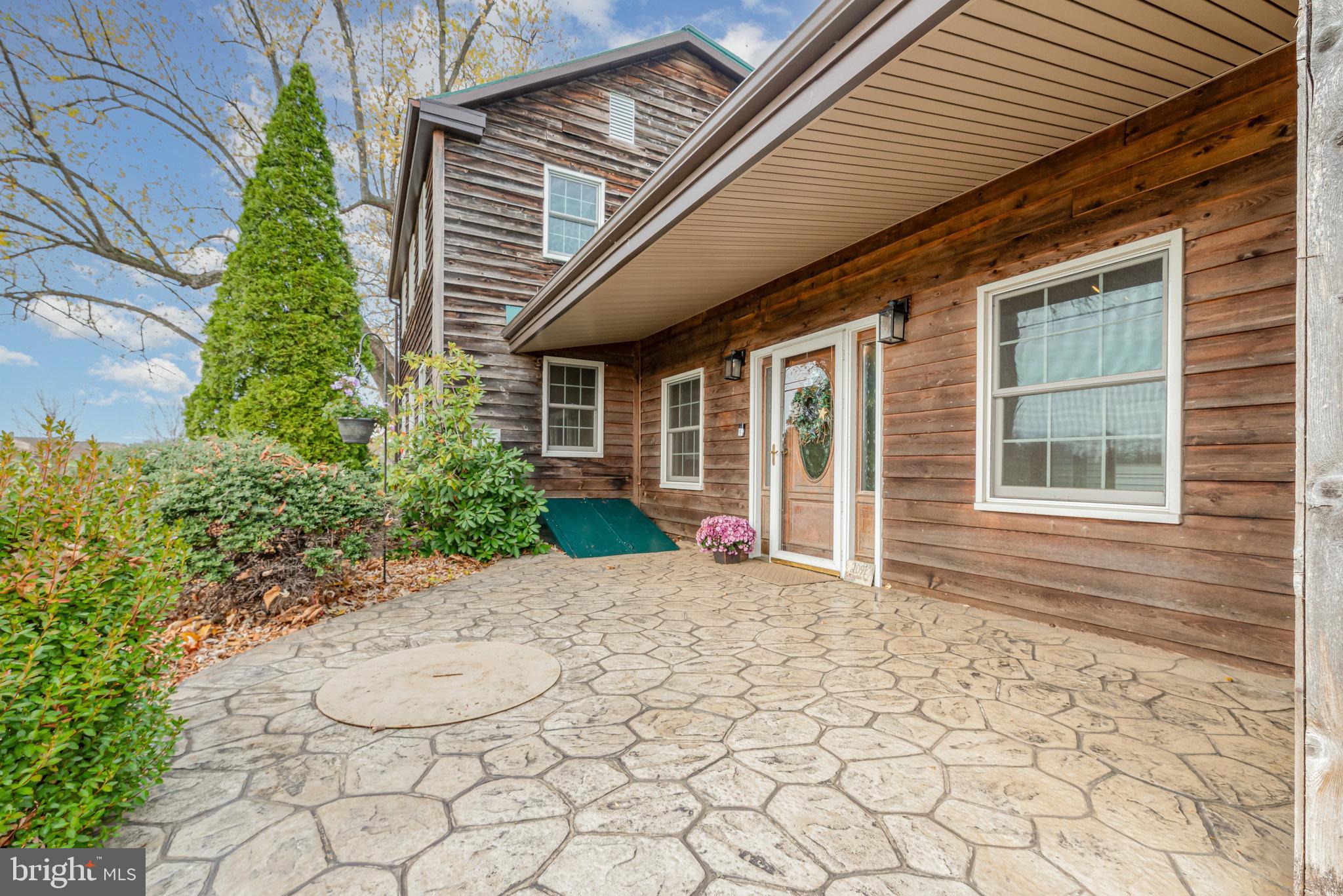 2091 STUMPSTOWN ROAD