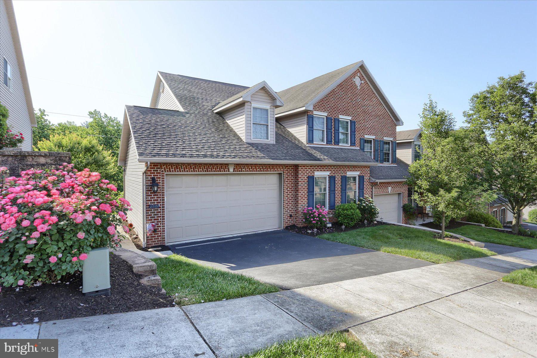 OLDE ORCHARD - Residential