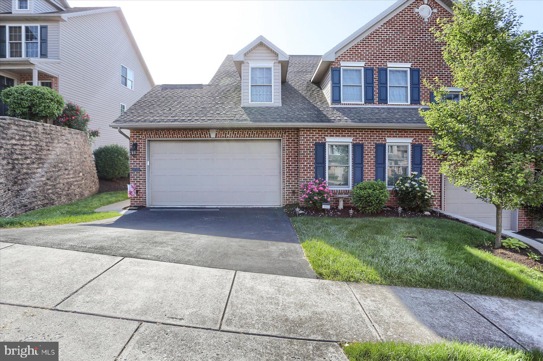 OLDE ORCHARD - Residential