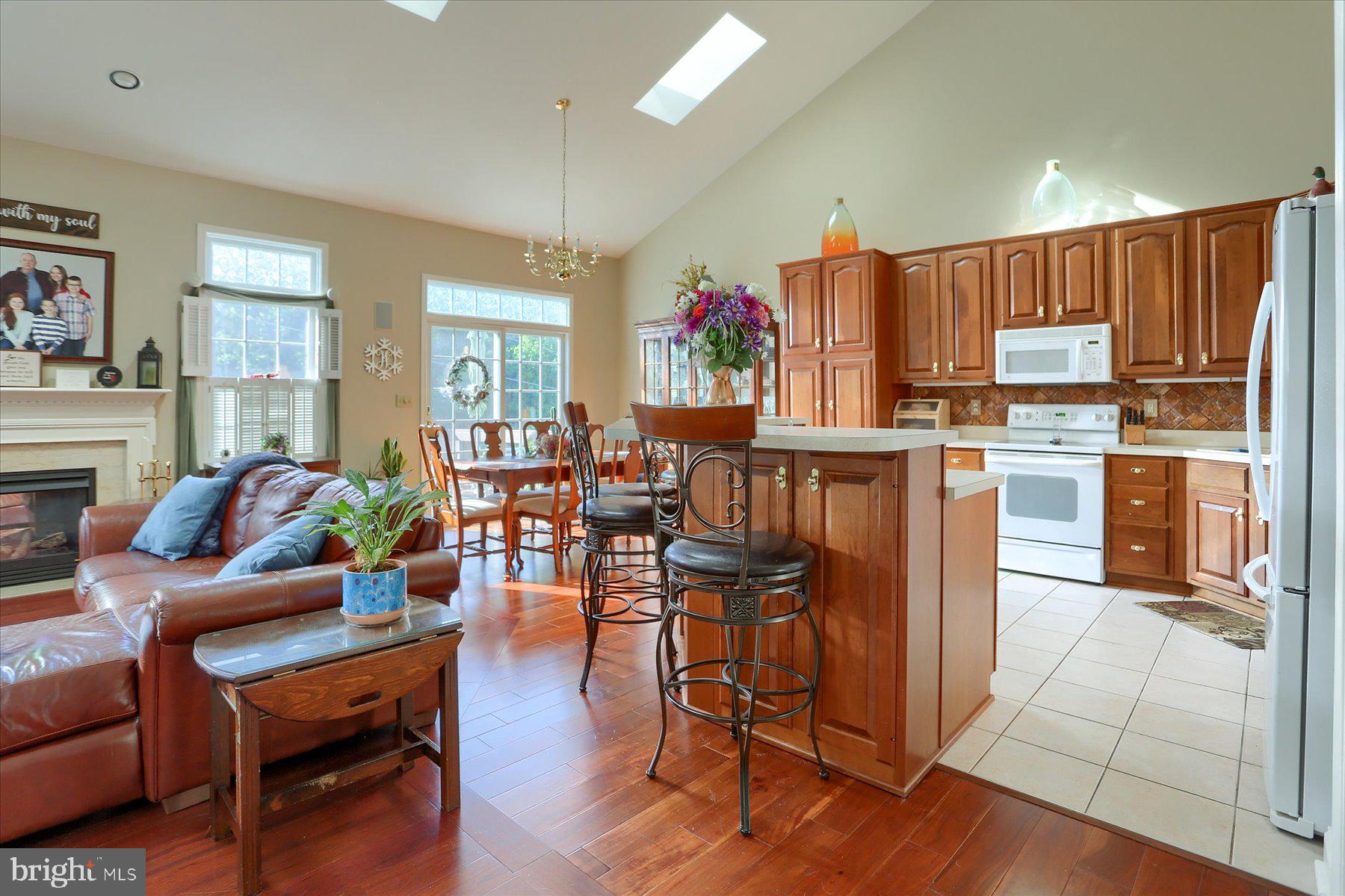 OLDE ORCHARD - Residential