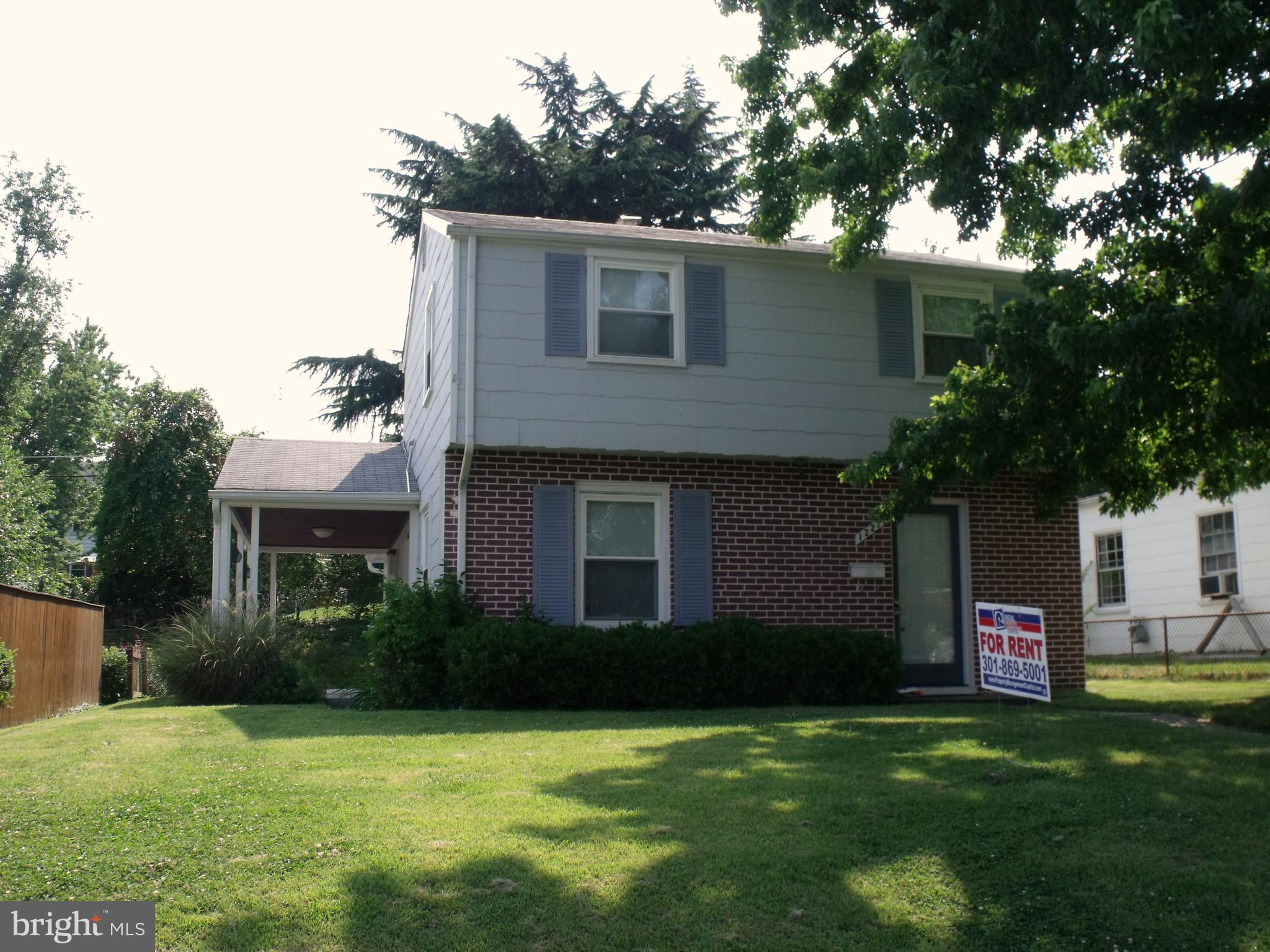 LEEDS - Residential Lease