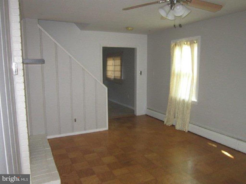 LEEDS - Residential Lease