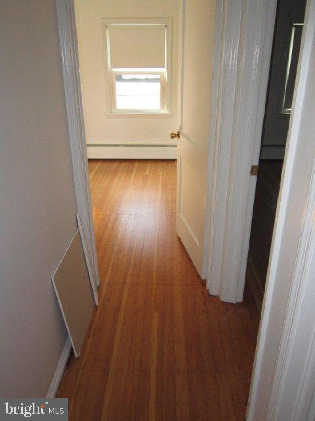 LEEDS - Residential Lease