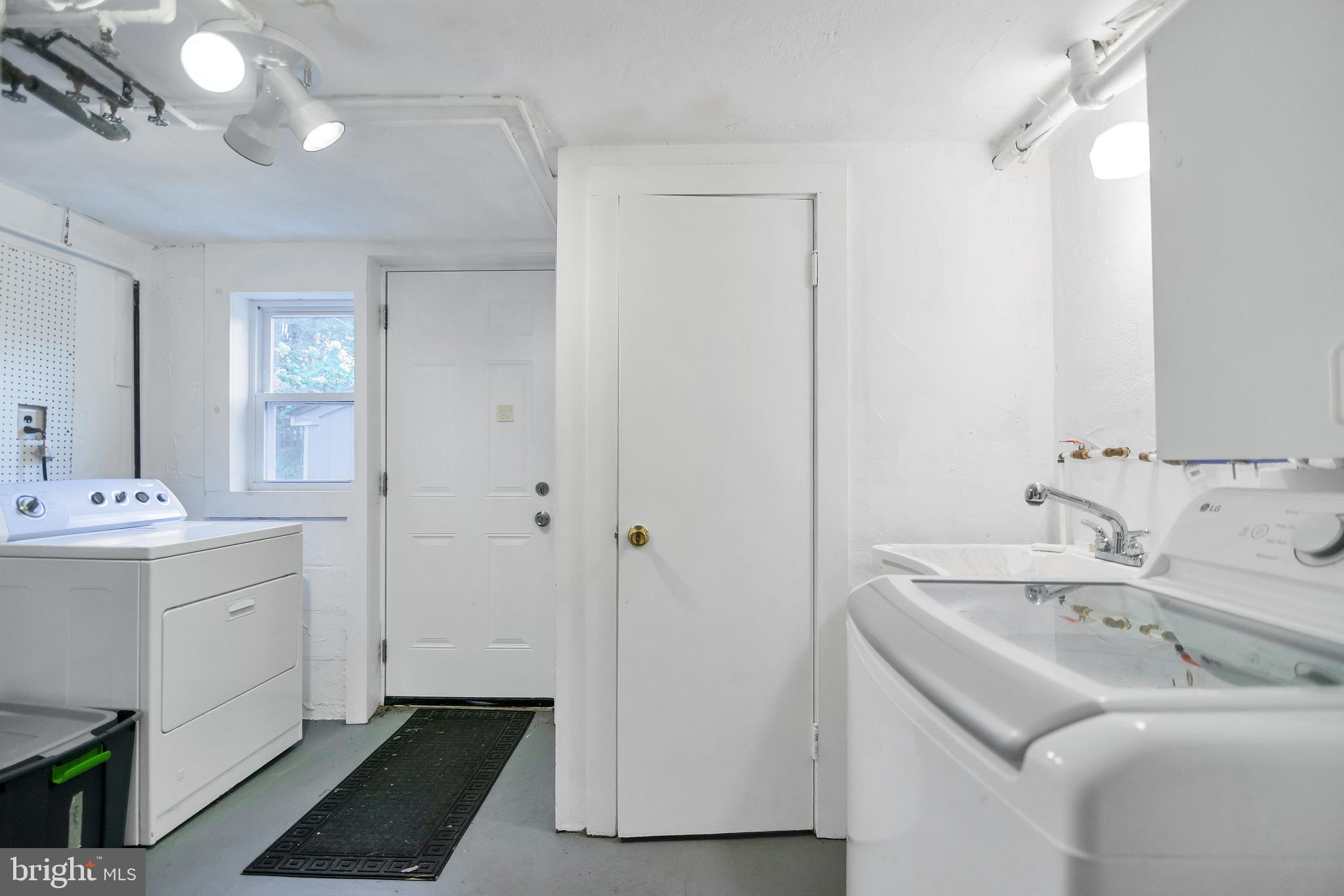 KEEPER HILL - Residential