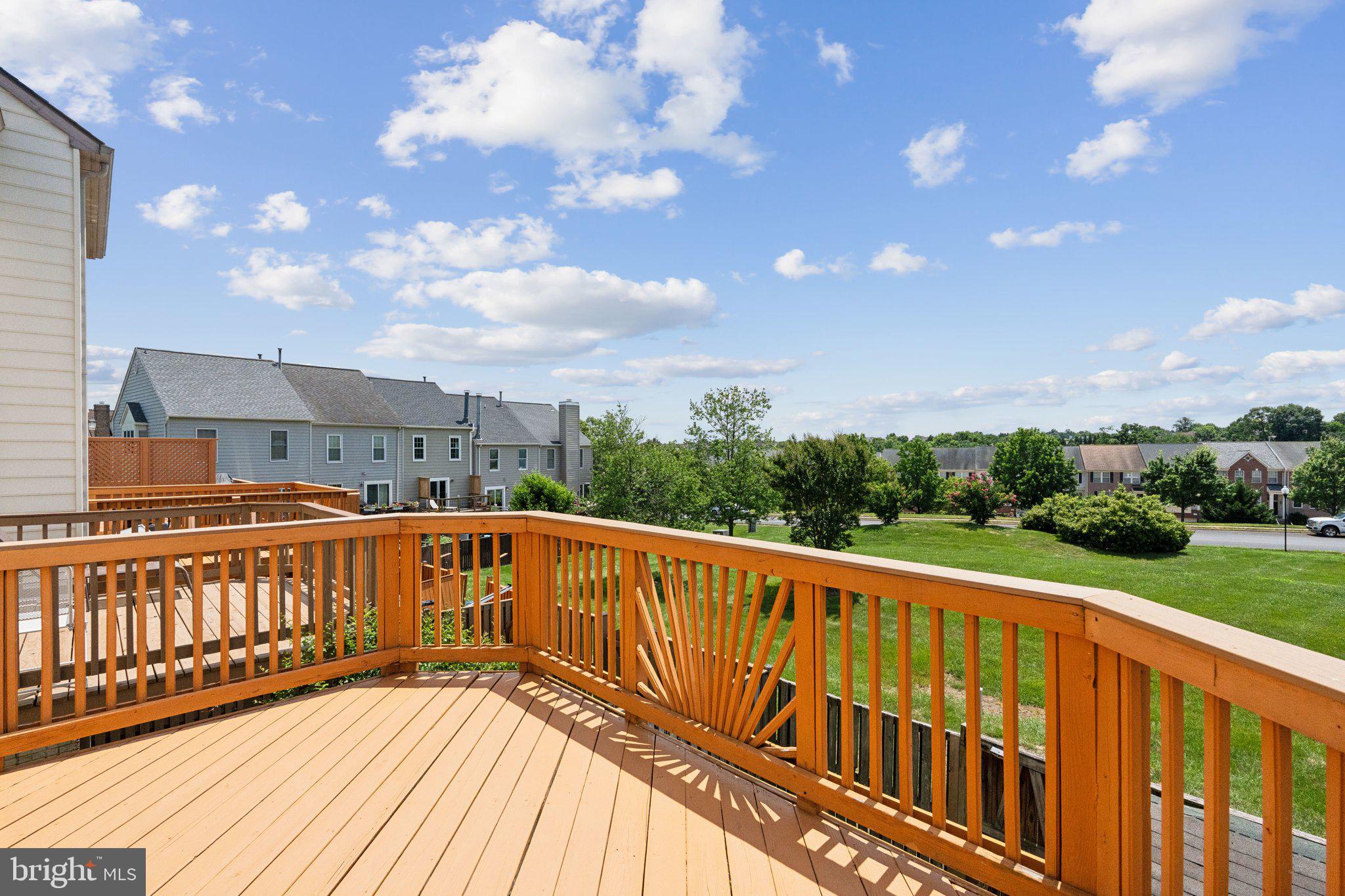 ASHBURN VILLAGE - Residential Lease