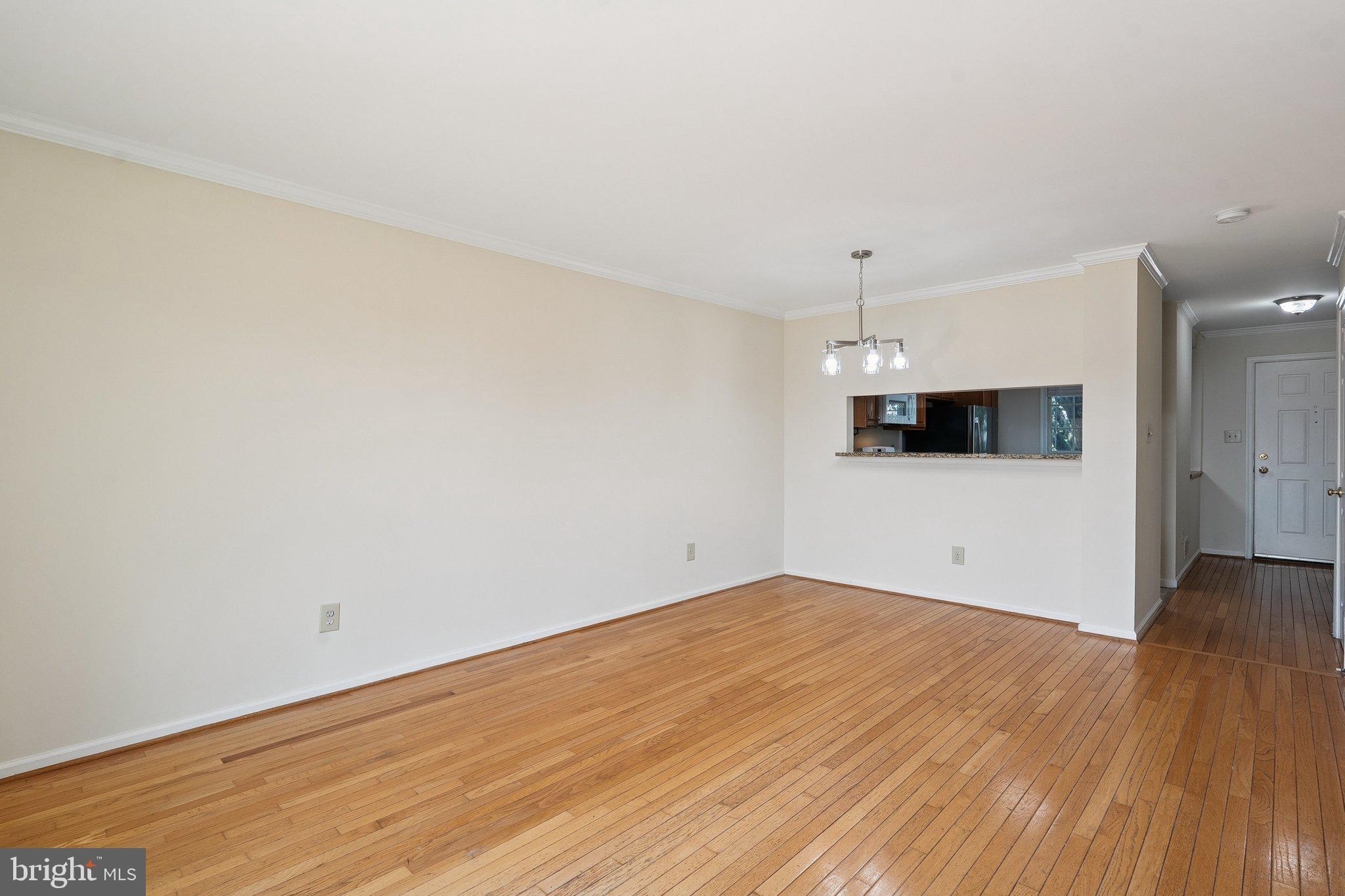 ASHBURN VILLAGE - Residential Lease