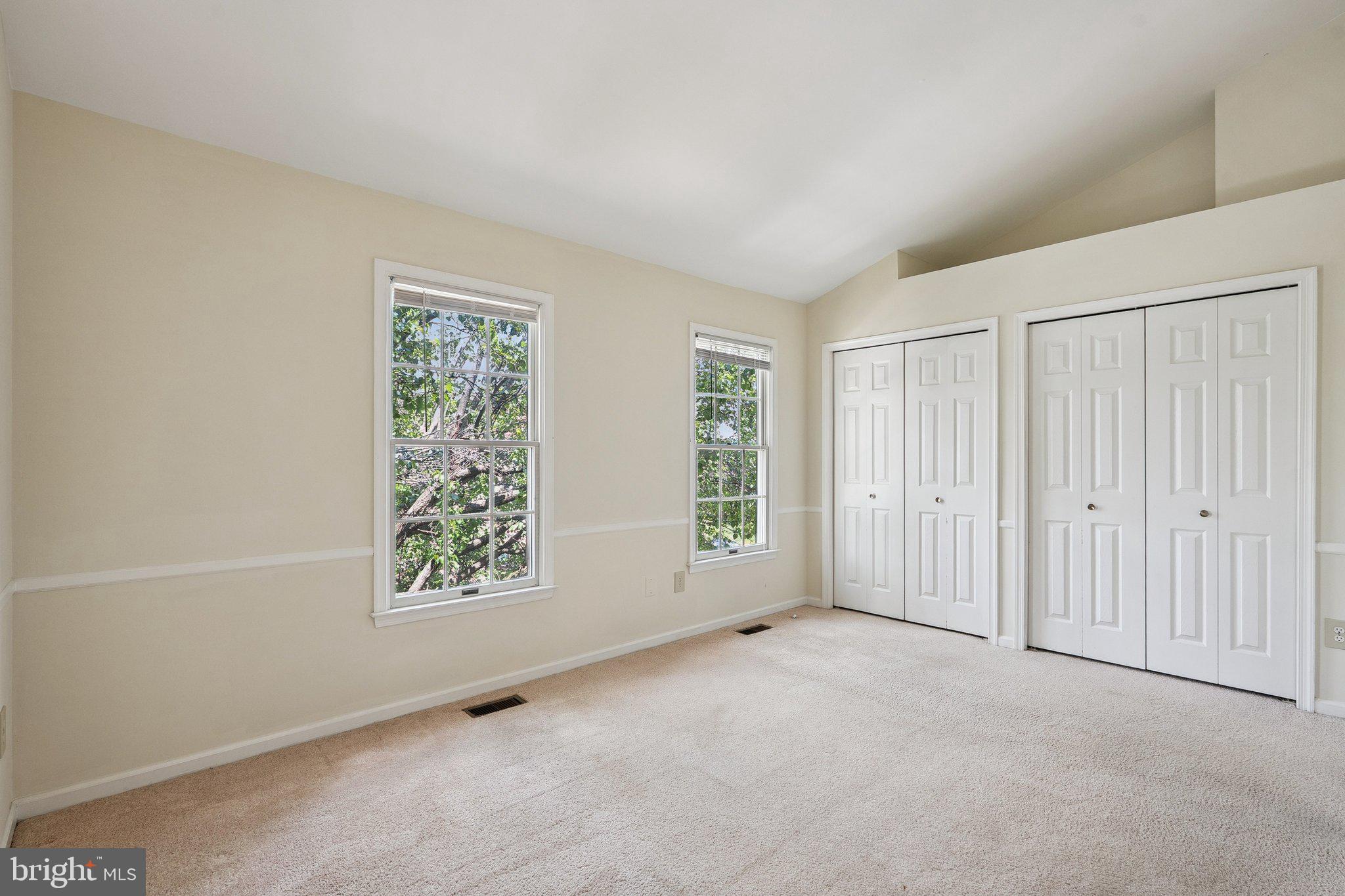 ASHBURN VILLAGE - Residential Lease