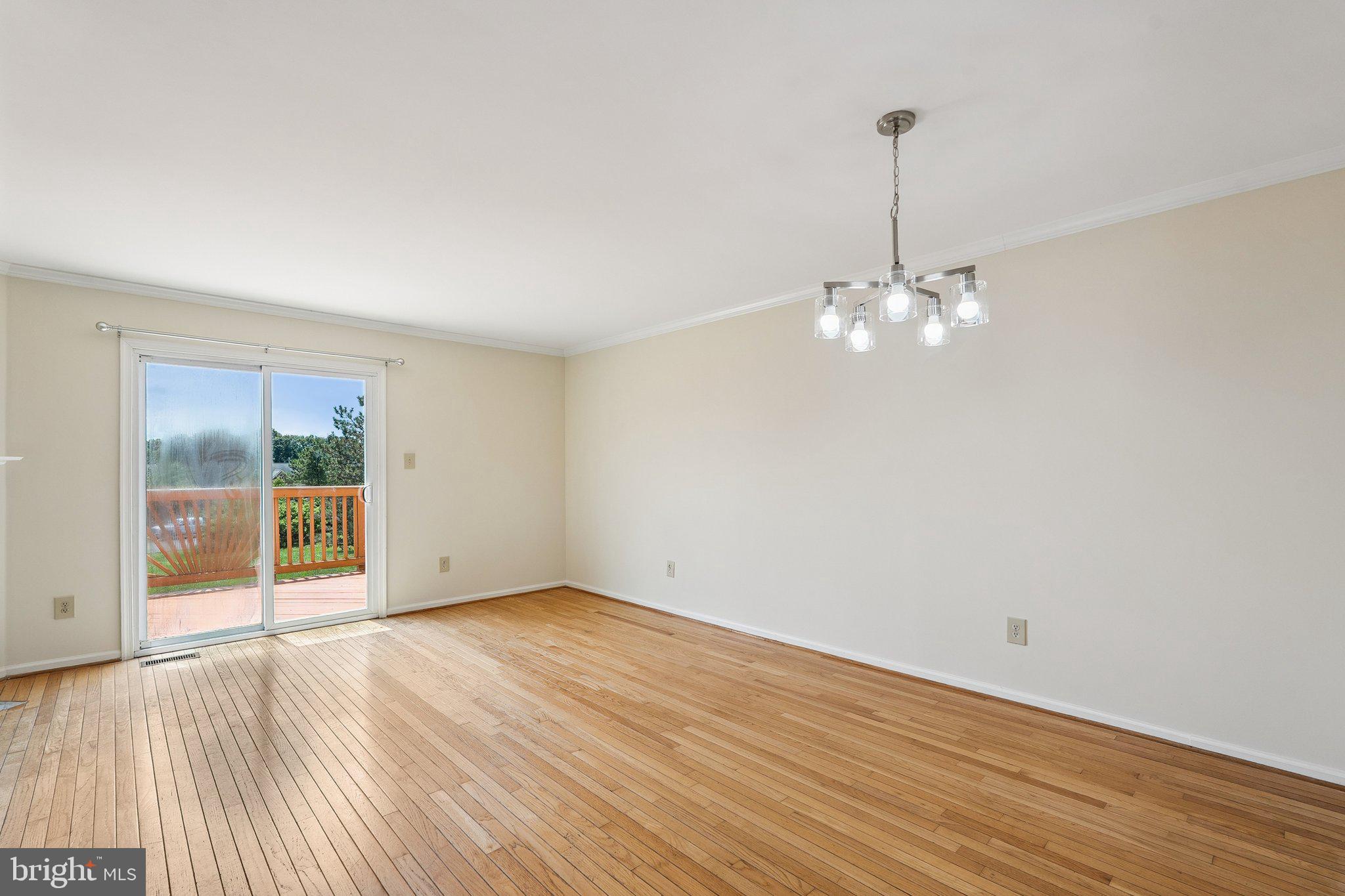 ASHBURN VILLAGE - Residential Lease