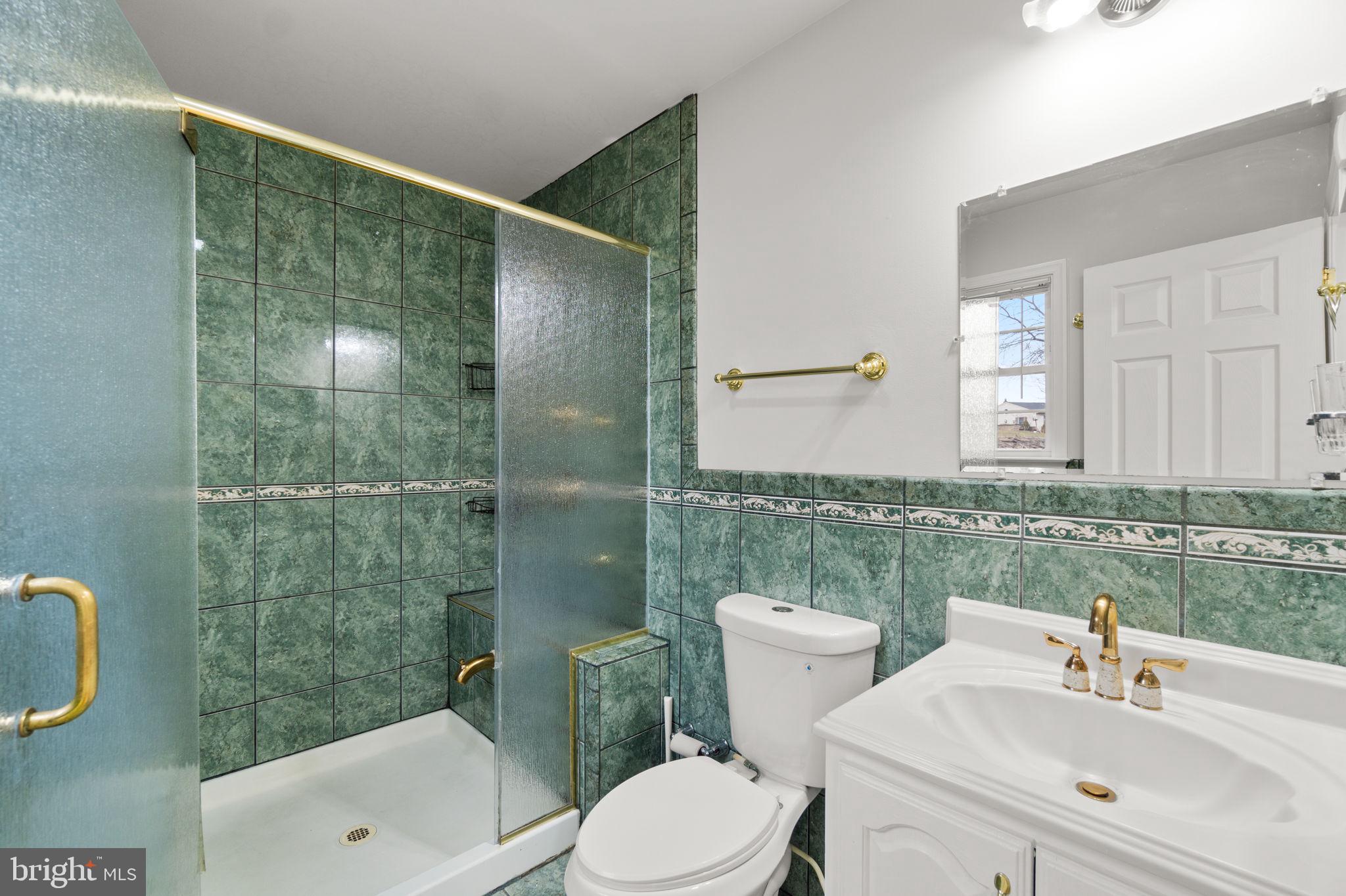 WOODBRIDGE VALLEY - Residential