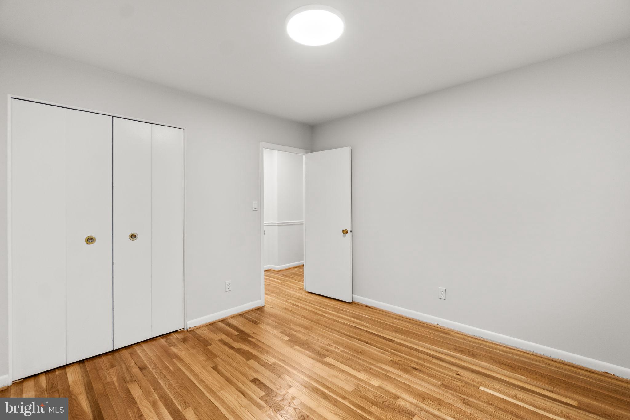 WOODBRIDGE VALLEY - Residential