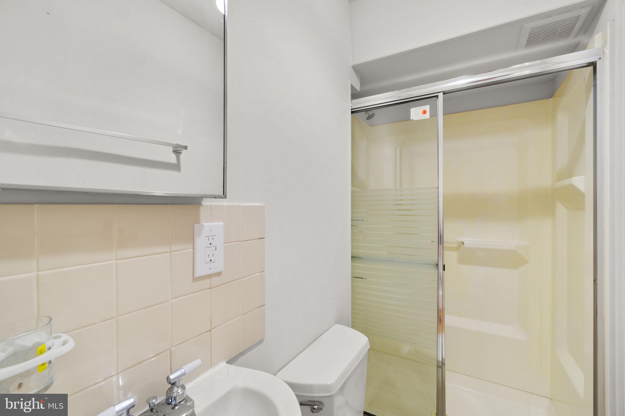 WOODBRIDGE VALLEY - Residential