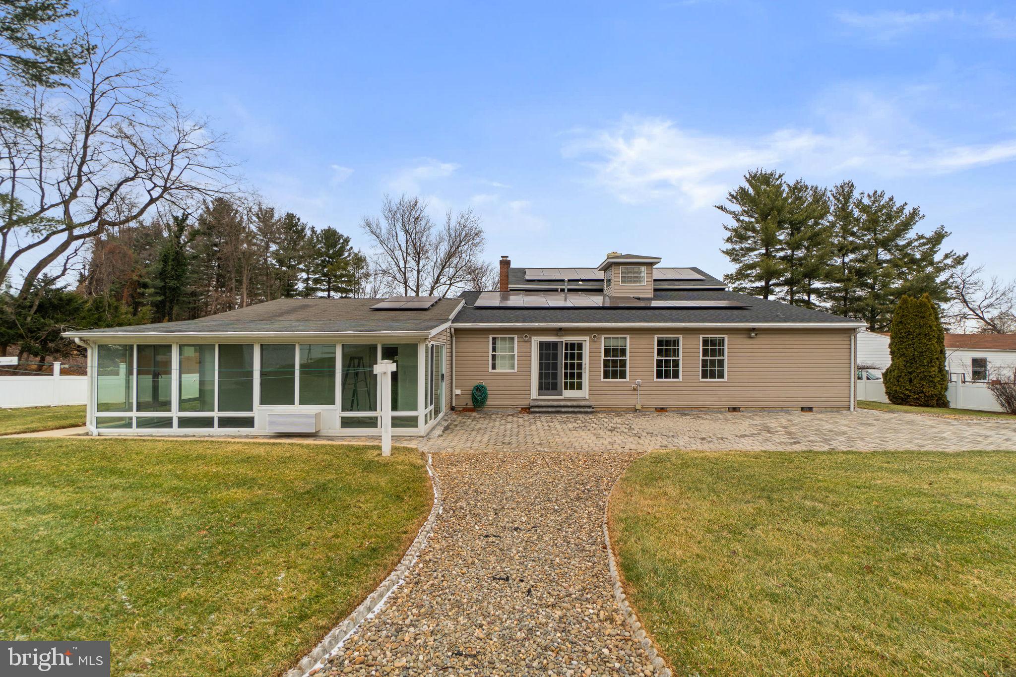 WOODBRIDGE VALLEY - Residential