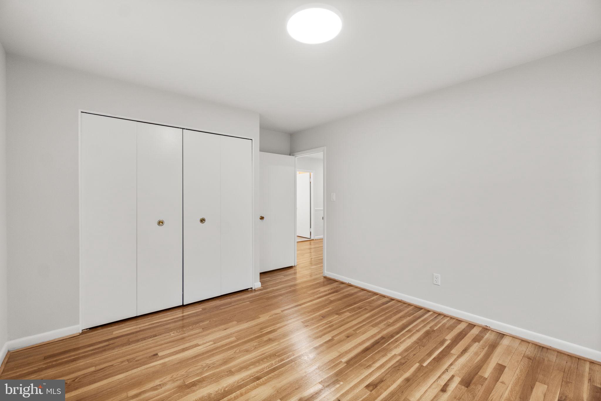 WOODBRIDGE VALLEY - Residential