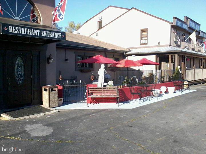 FRONT ROYAL & RIVERTON IMPROVEMENT CO. - Commercial Lease