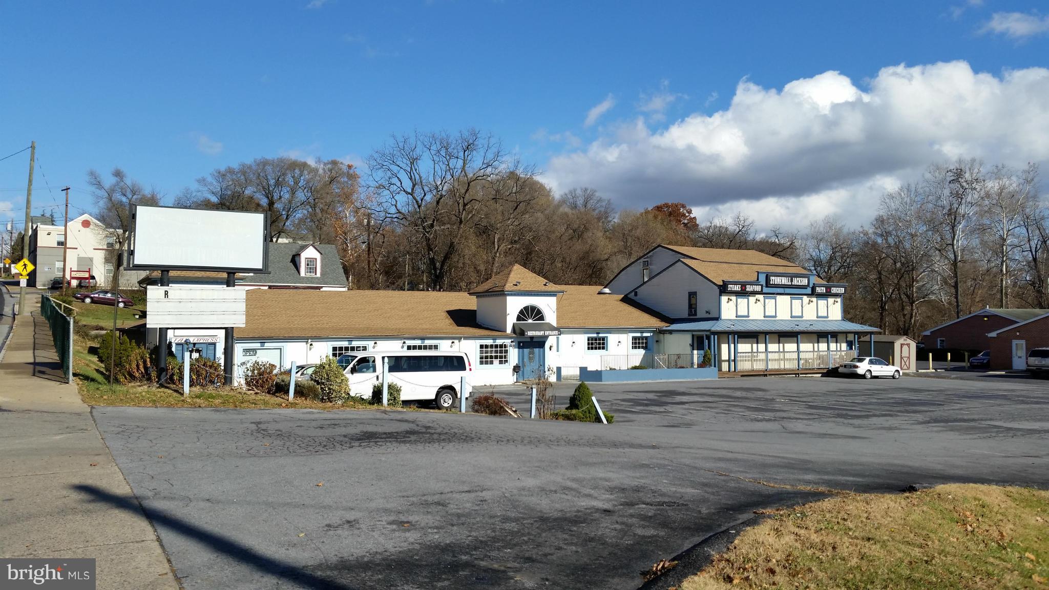 FRONT ROYAL & RIVERTON IMPROVEMENT CO. - Commercial Lease