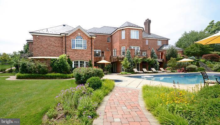 custom built traditional on 2+/- acres in desirable hillstead. glamorous 2 story great room. bright, open kitchen with breakfast room. dramatic master suite. theater. glass-lined porch with french doors to resort style outdoor living. pool & jacuzzi, tennis court, gazebo and lush gardens. pool house with extra kitchen & full bath. total privacy abounds.