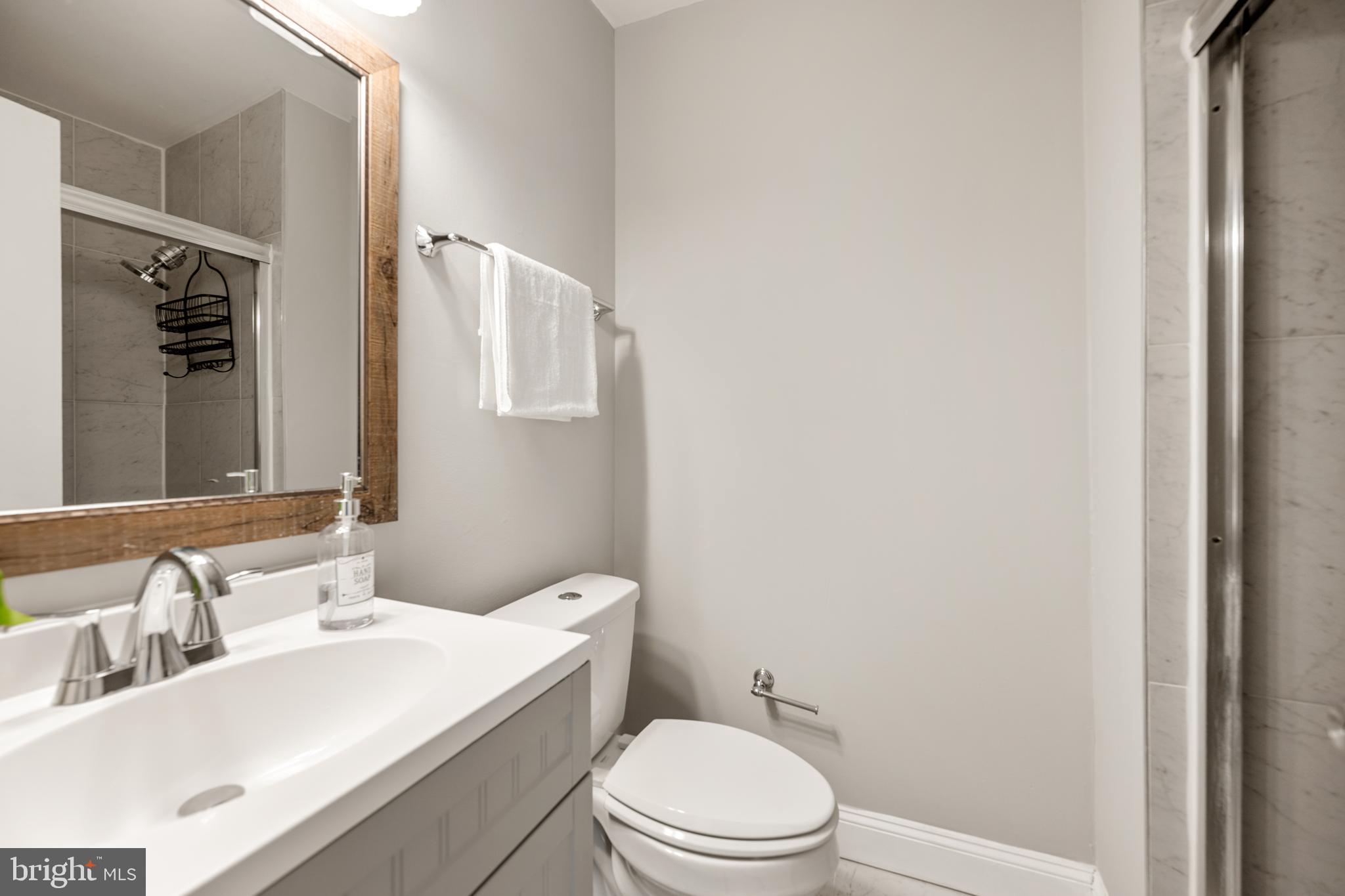 HANSON OAKS - Residential