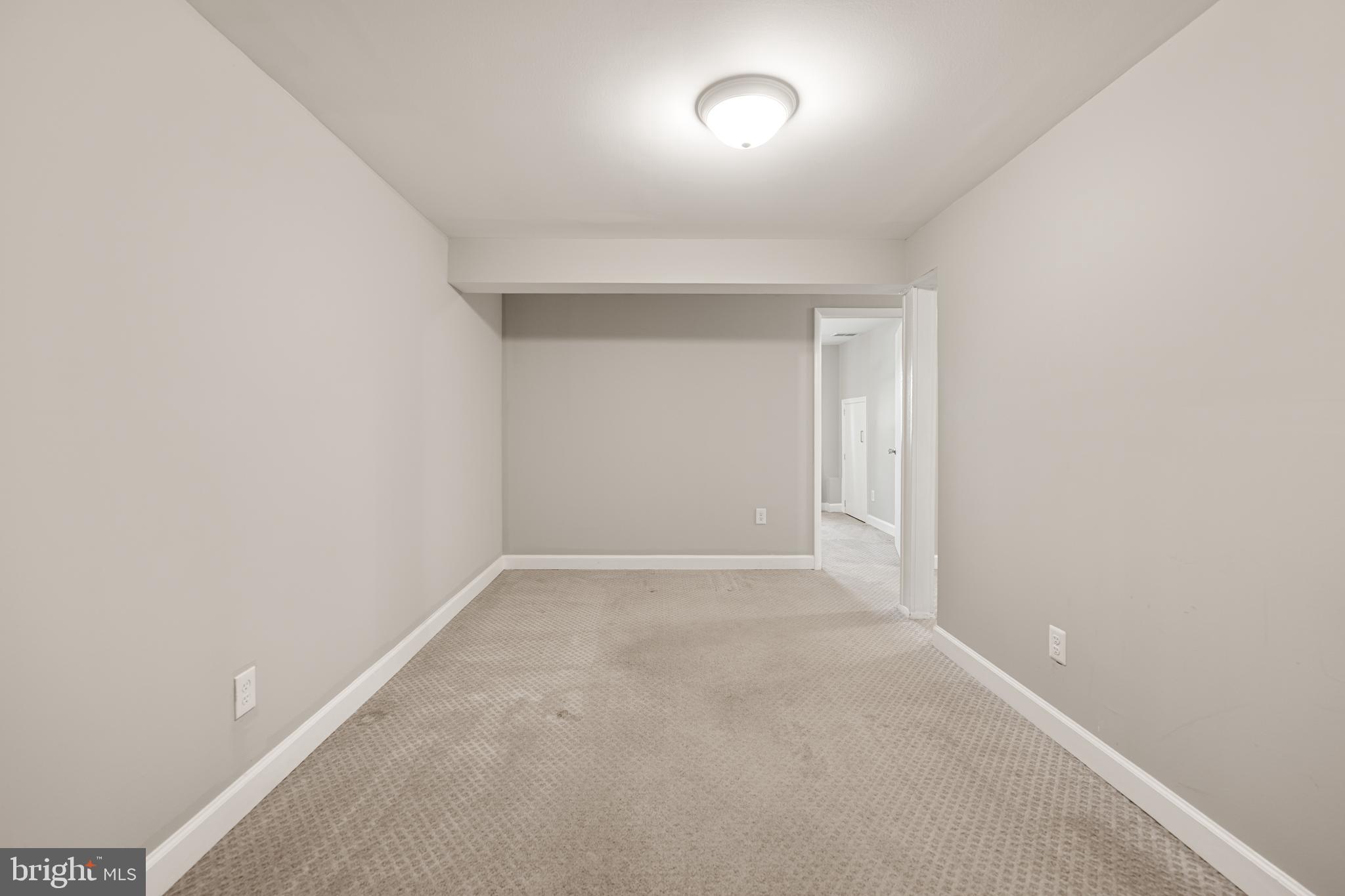 HANSON OAKS - Residential