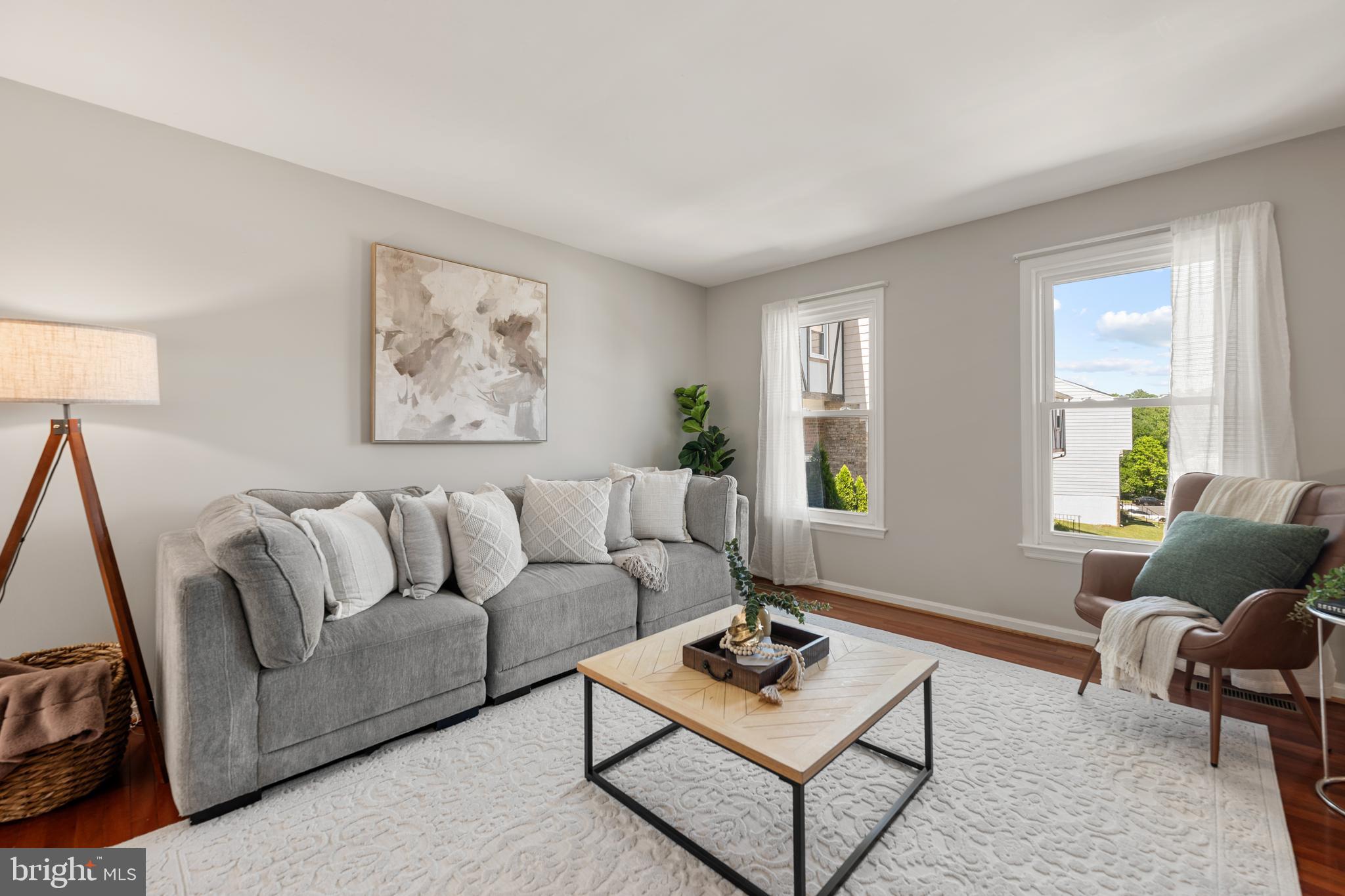 HANSON OAKS - Residential