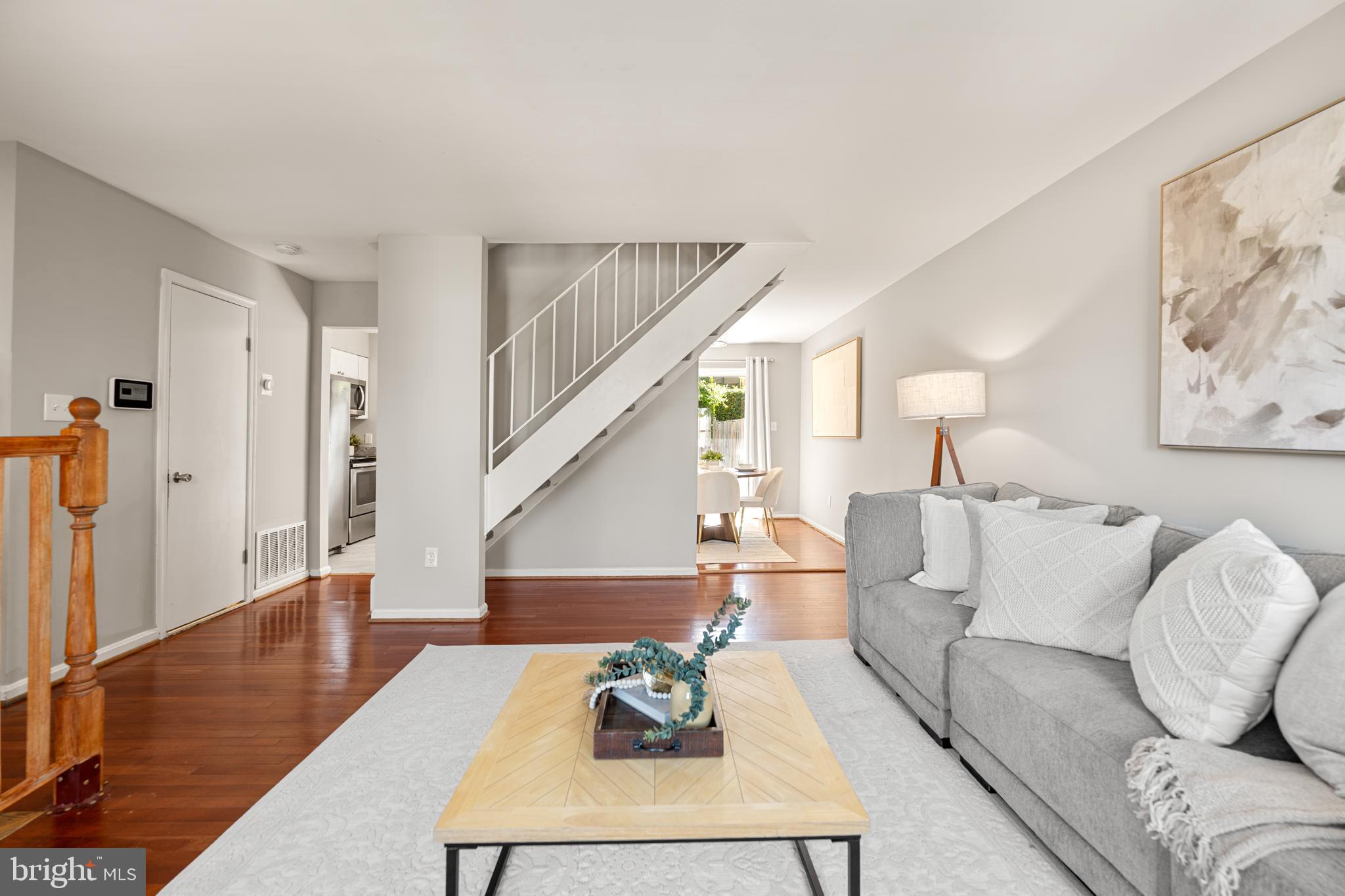 HANSON OAKS - Residential