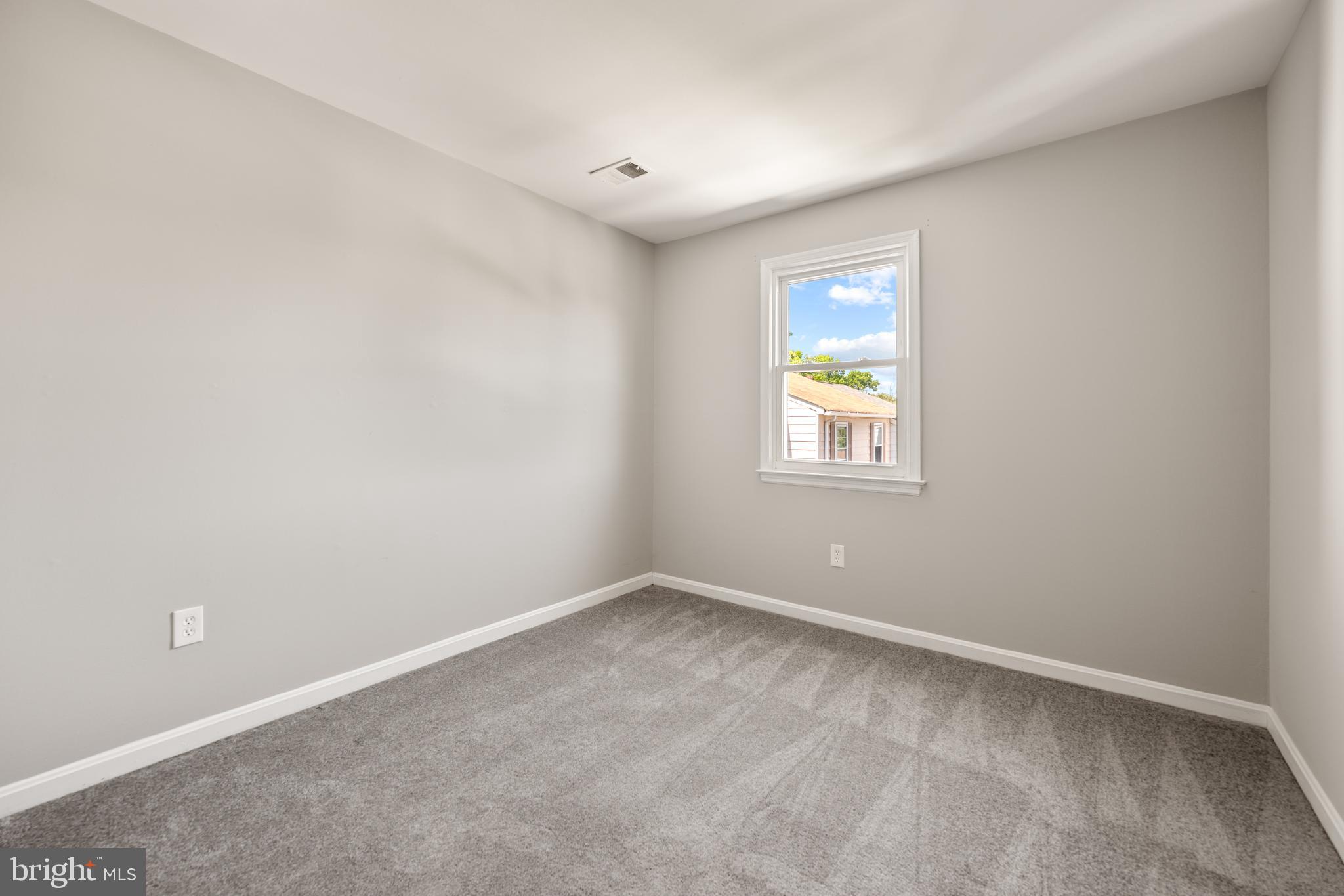 HANSON OAKS - Residential