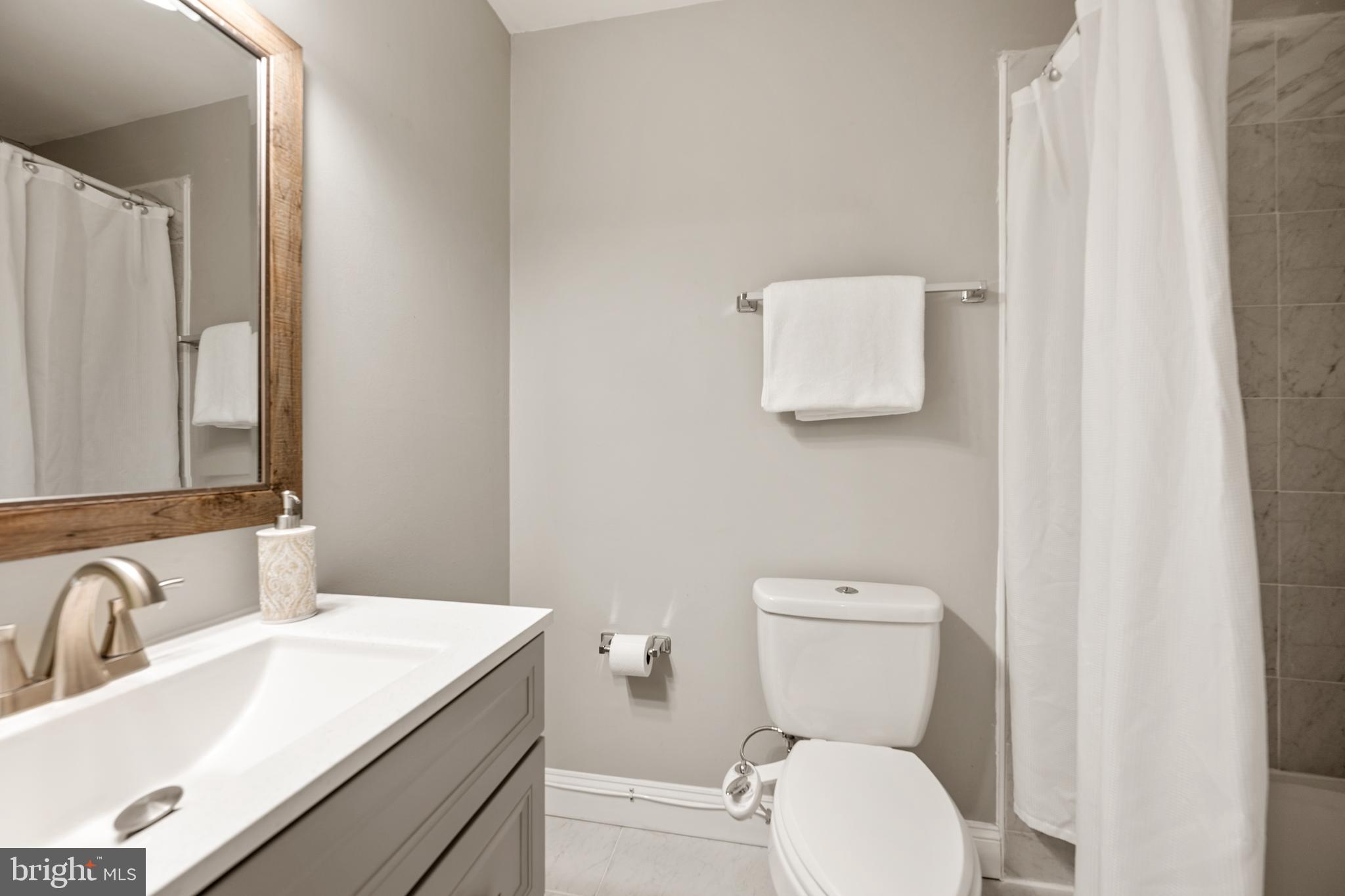 HANSON OAKS - Residential