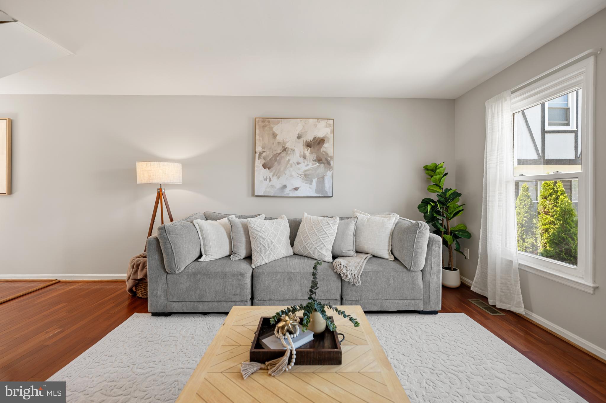 HANSON OAKS - Residential