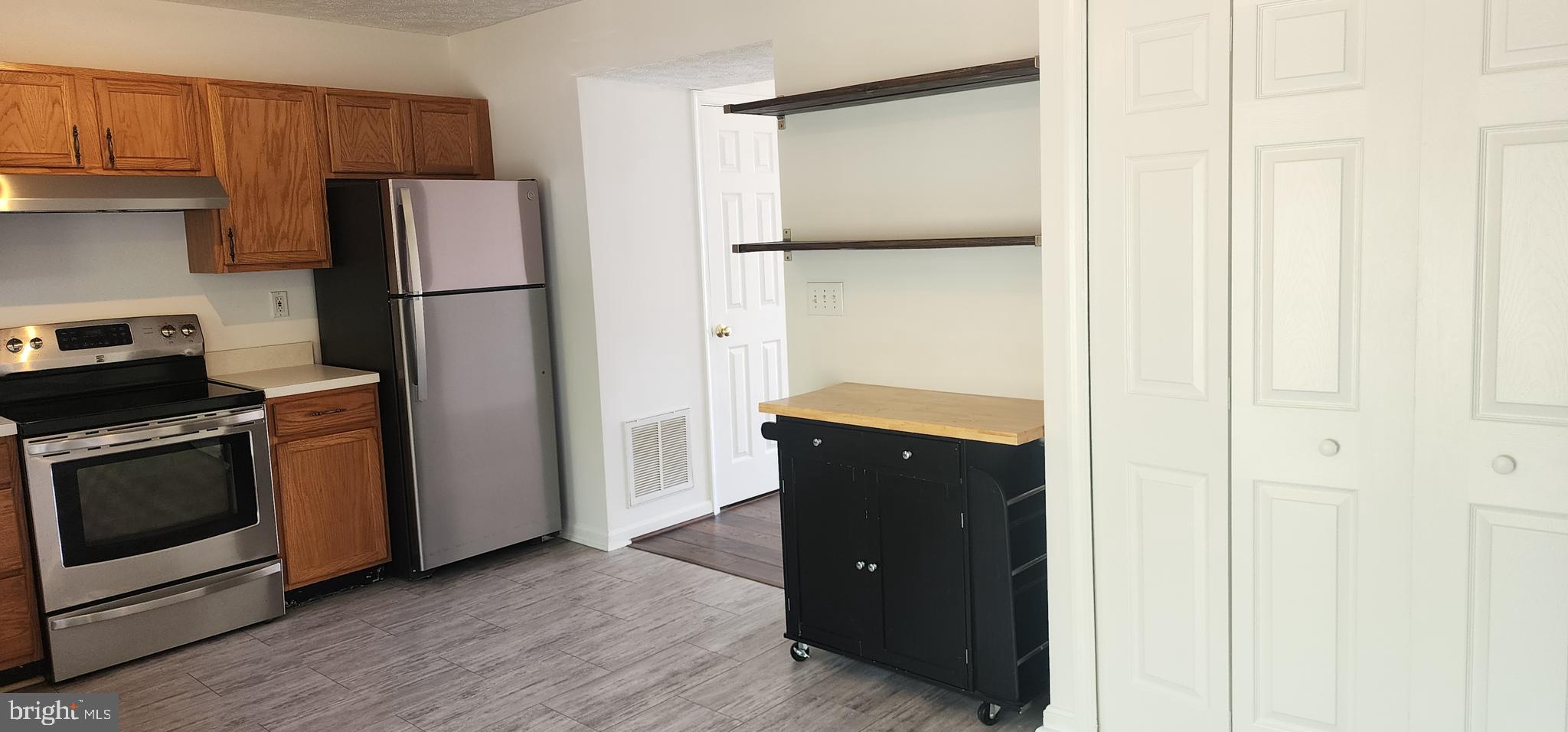 COVENTRY CREEK - Residential Lease