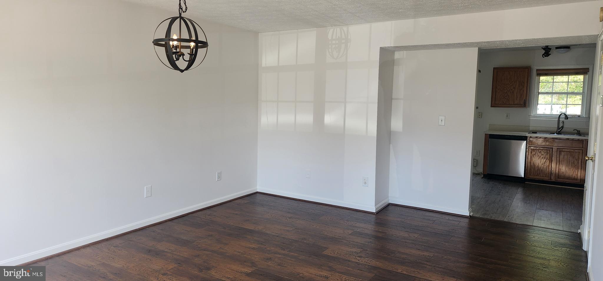 COVENTRY CREEK - Residential Lease