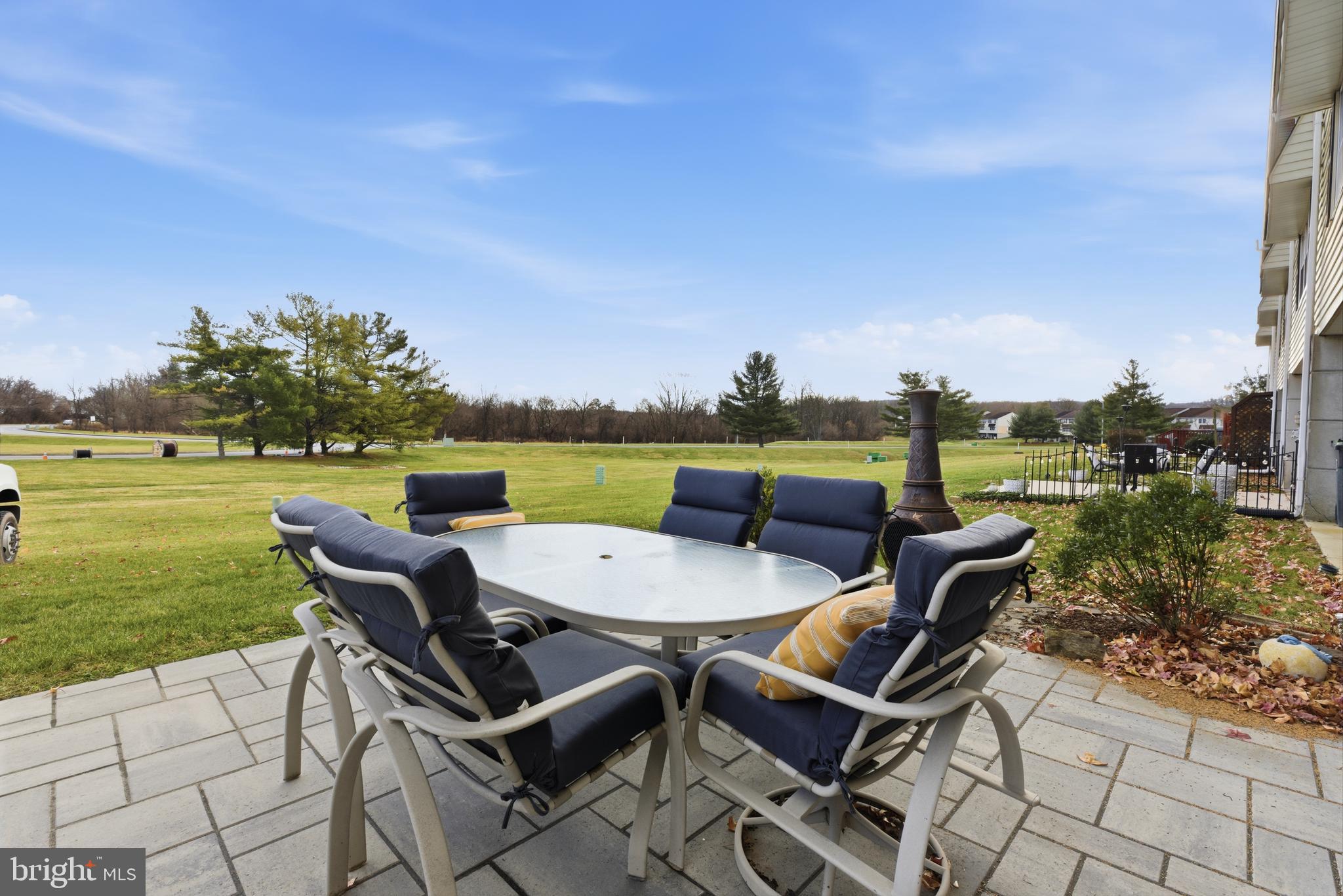 BEAVER RUN KNOLL - Residential